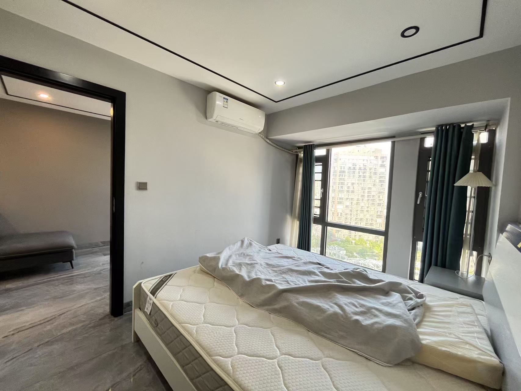 金钟大雁城  1室1厅1卫    2200.0元/月室内图