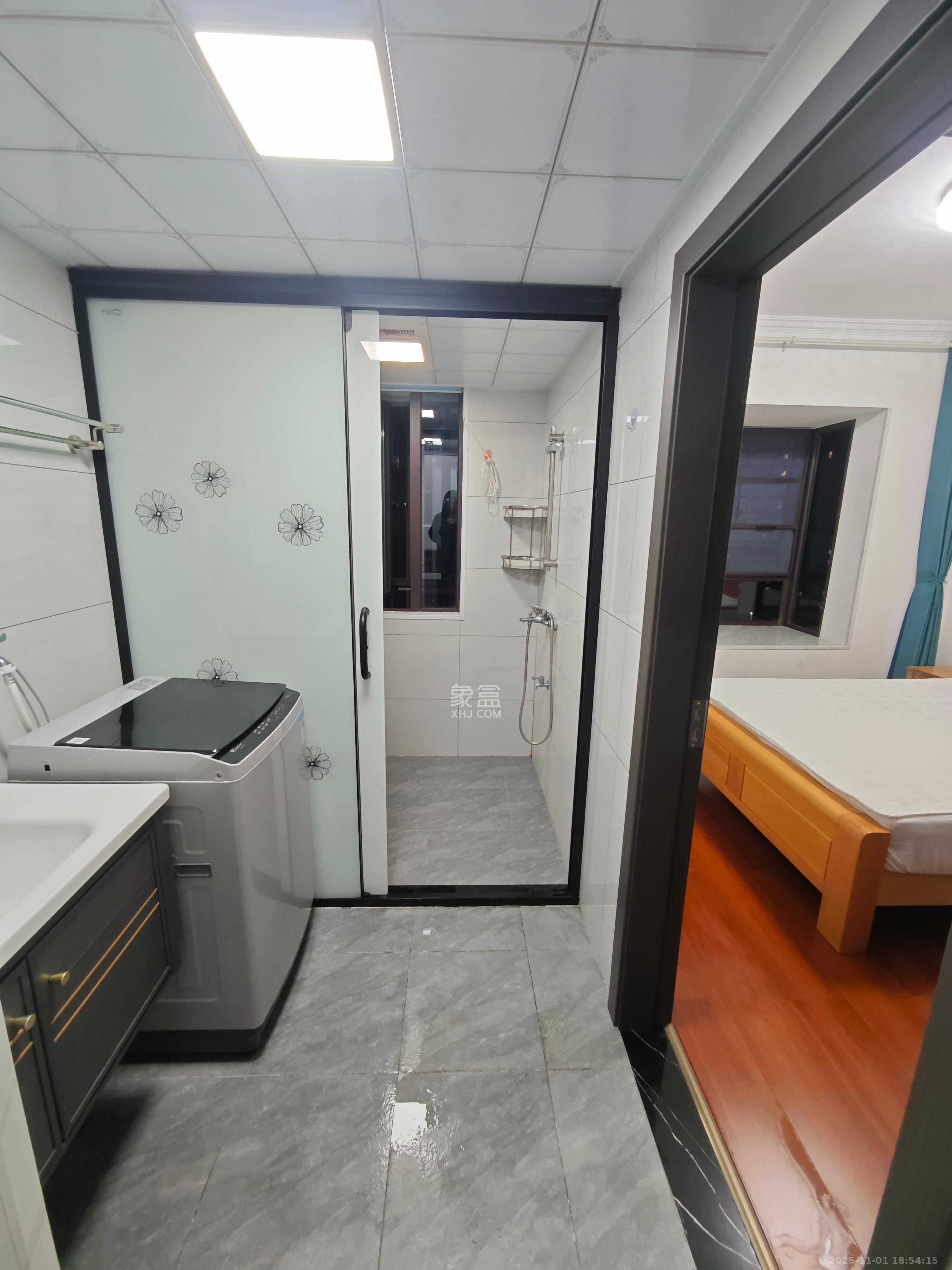 和润园三期  2室2厅1卫    1980.0元/月室内图