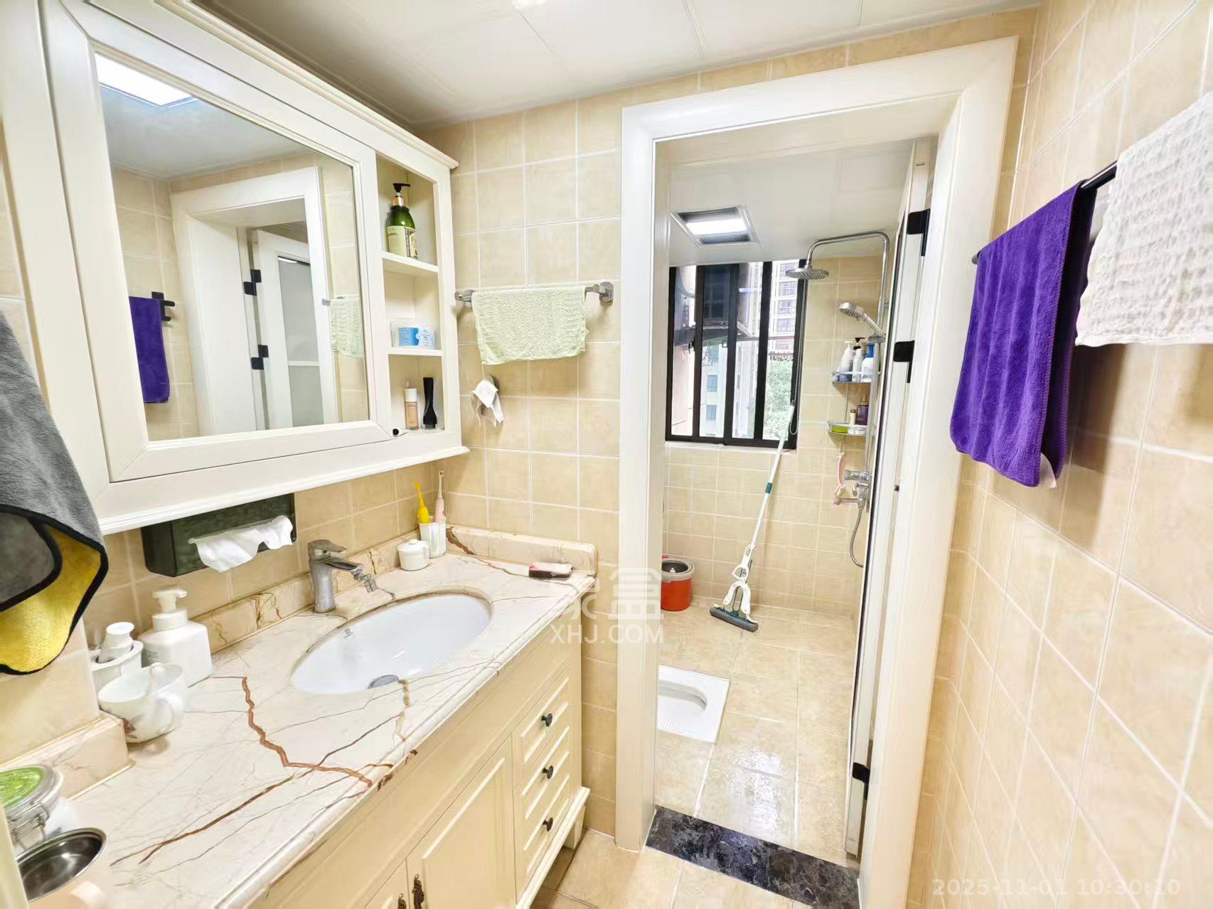 鑫远悦城（鑫远悦时代）  4室2厅2卫    3600.0元/月室内图