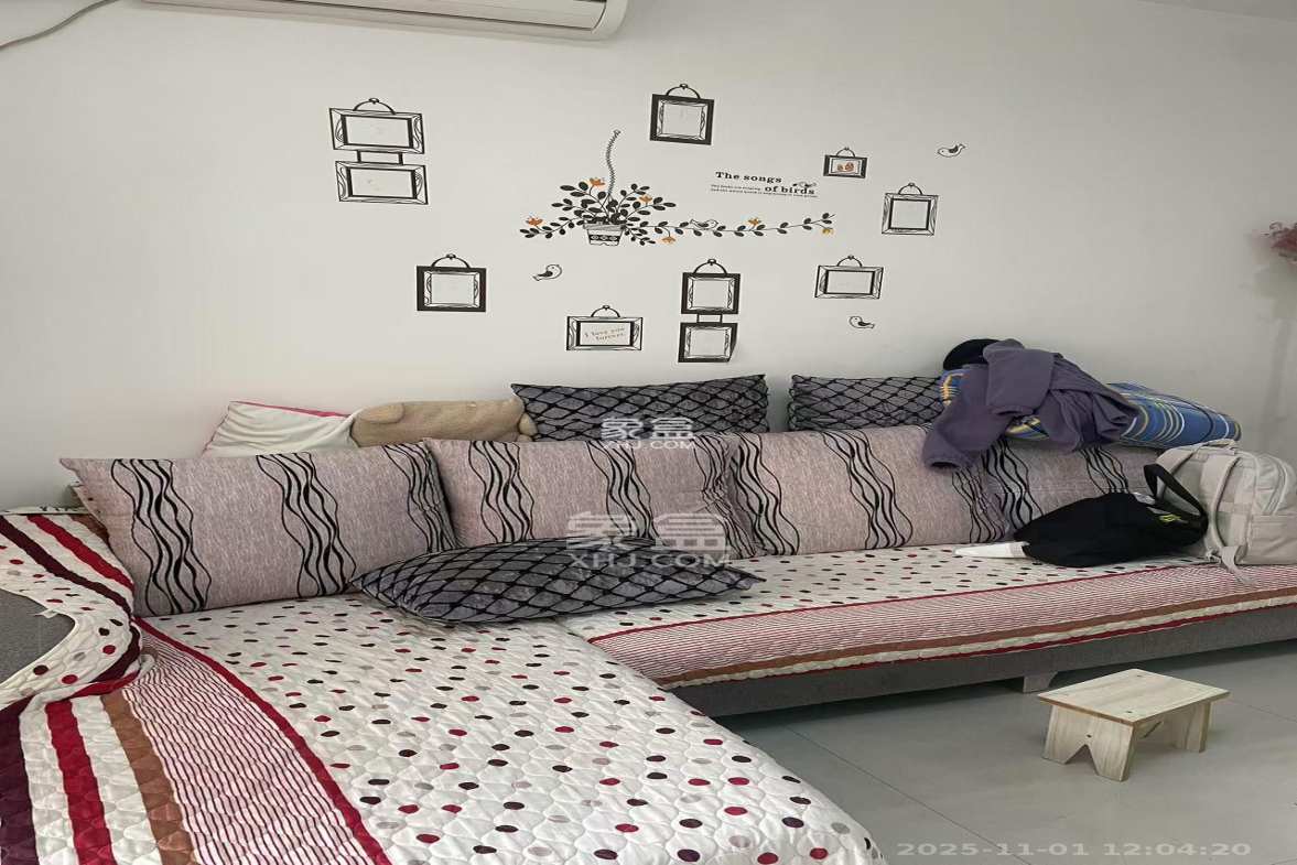 怡海星城 1室1厅1卫 1100.0元/月 怡海星城 1室1厅1卫 1100.0元/月室内图