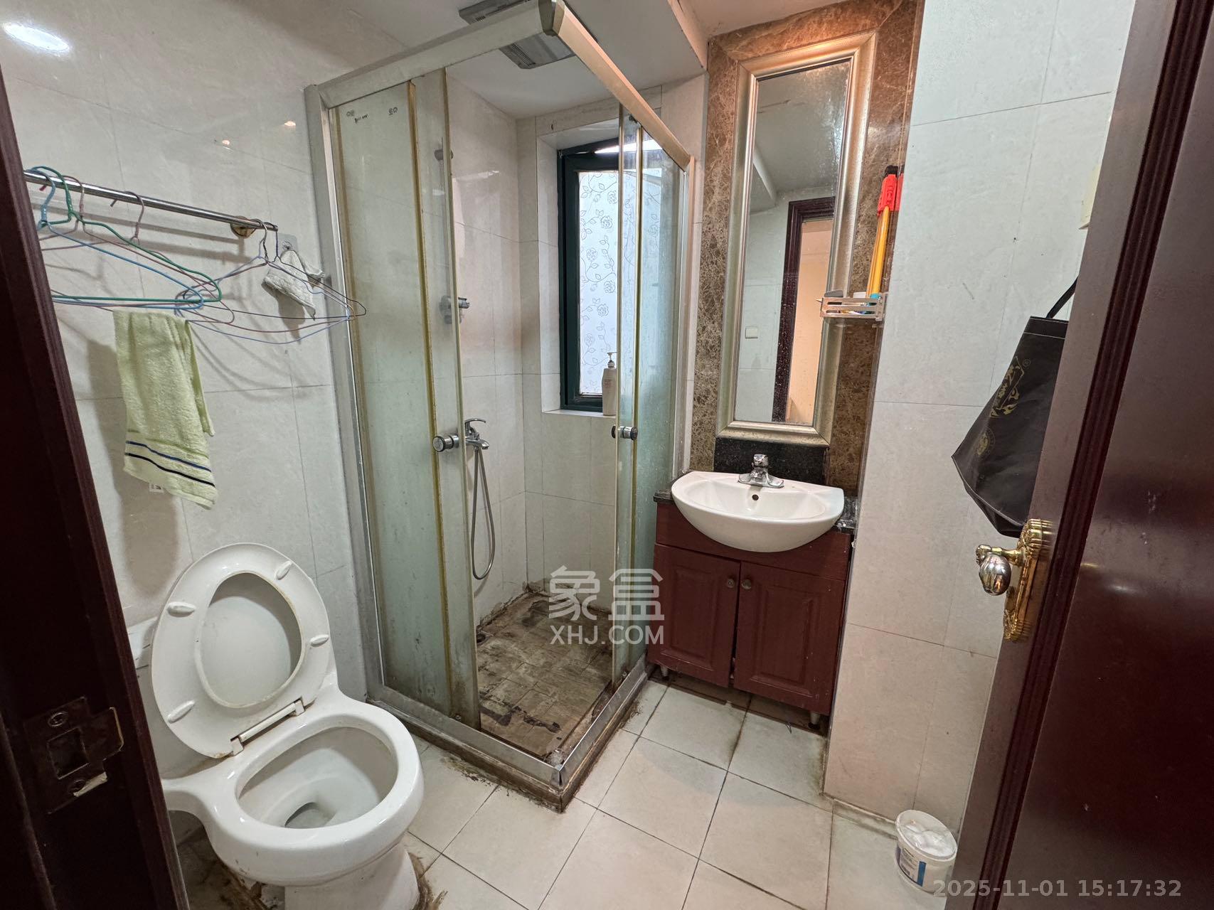 恒大绿洲  2室2厅1卫    2100.0元/月 恒大绿洲  2室2厅1卫    2100.0元/月室内图