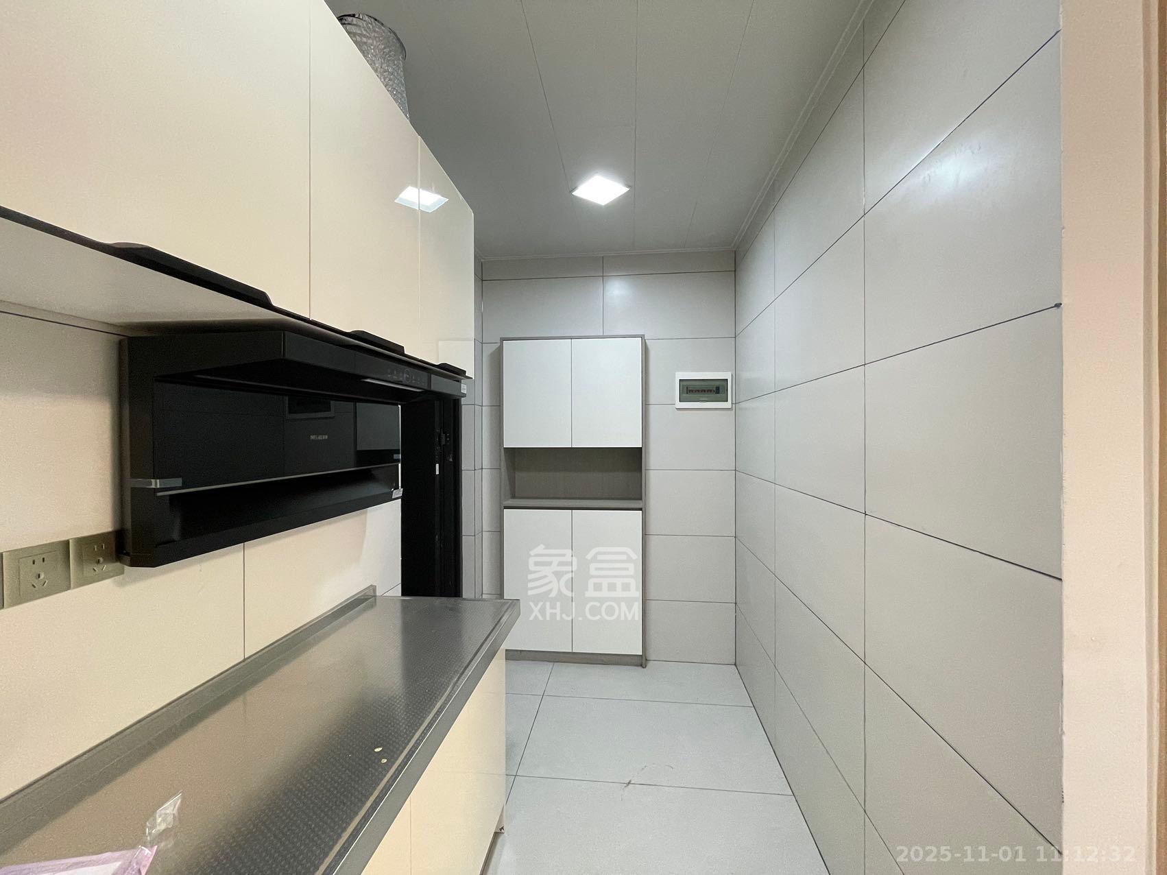 汽车西站商贸城(河西望城坡) 1室1厅1卫 1200.0元/月 汽车西站商贸城(河西望城坡) 1室1厅1卫 1200.0元/月室内图