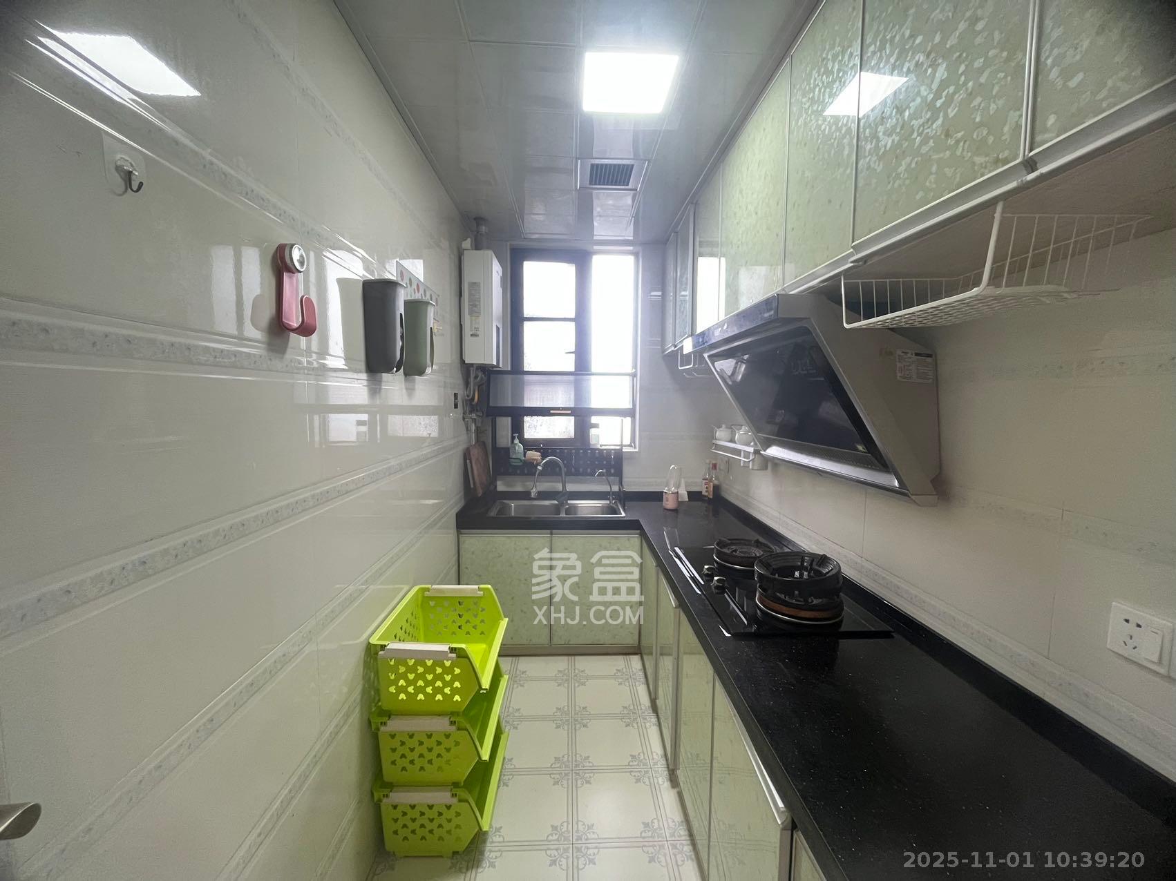 荣盛花语馨苑  3室1厅1卫    2500.0元/月室内图