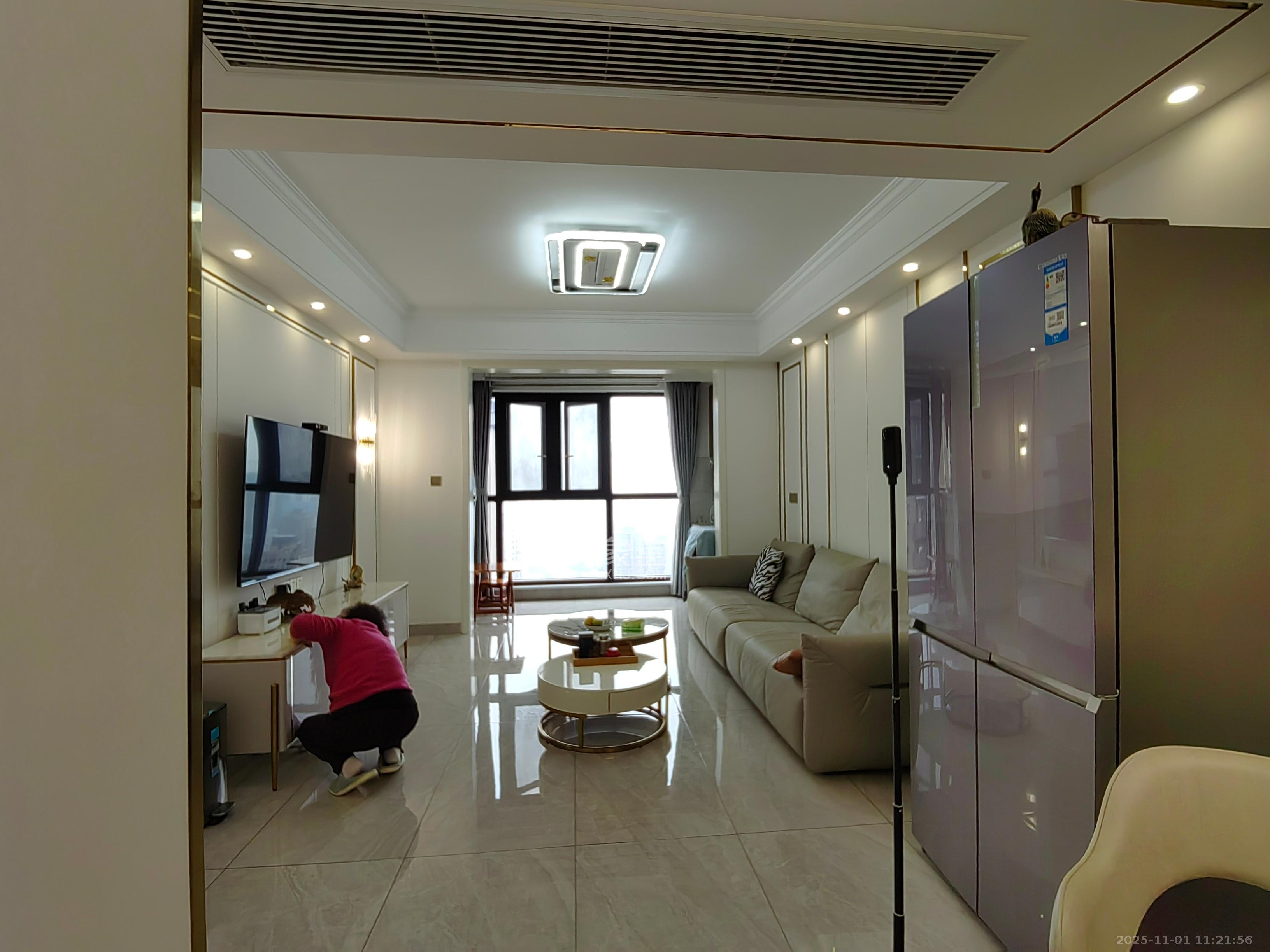 中天星耀城  3室2厅2卫    118.0万