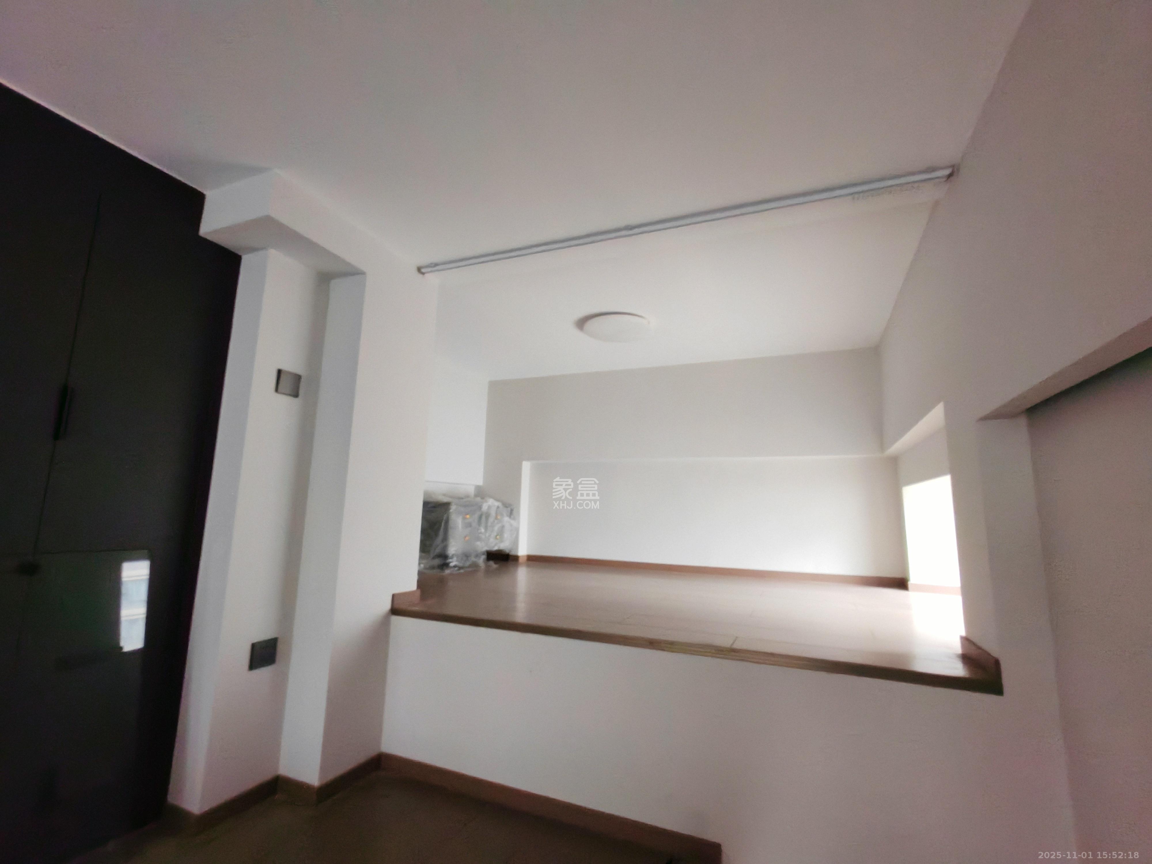 珠江花城好世界  2室1厅1卫    2400.0元/月室内图