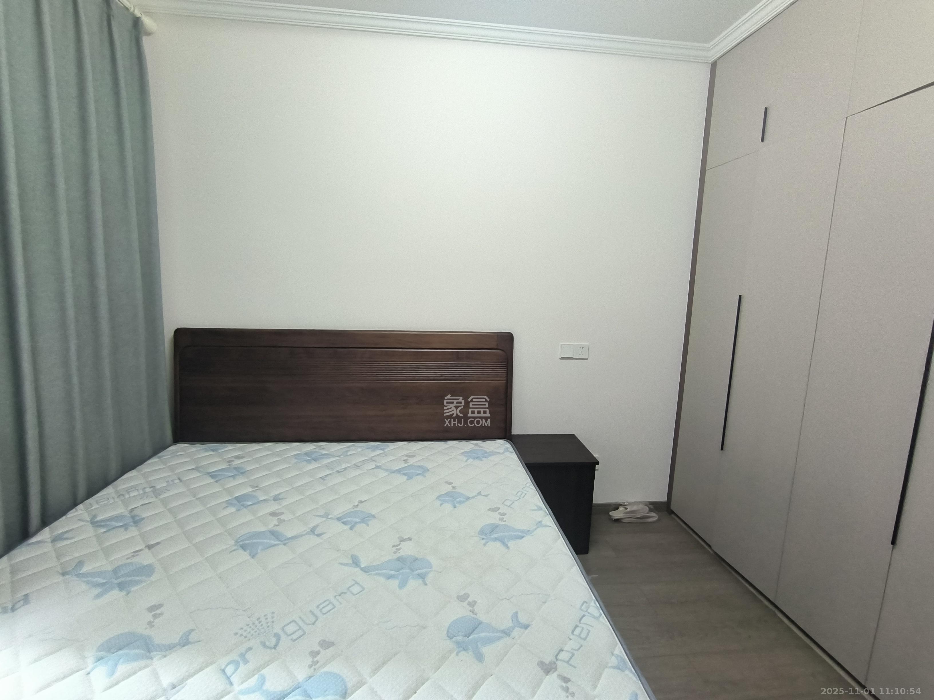 恒基旭辉湖山赋  3室2厅2卫    2500.0元/月室内图