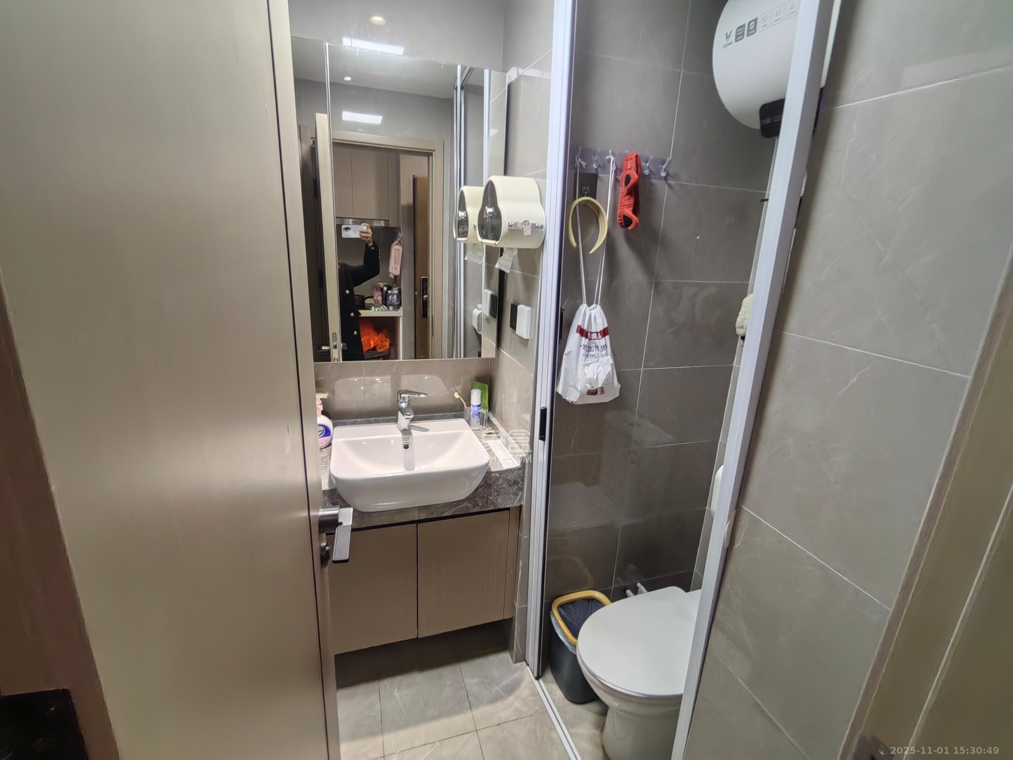 中建宝铂公馆  1室0厅0卫    2200.0元/月室内图