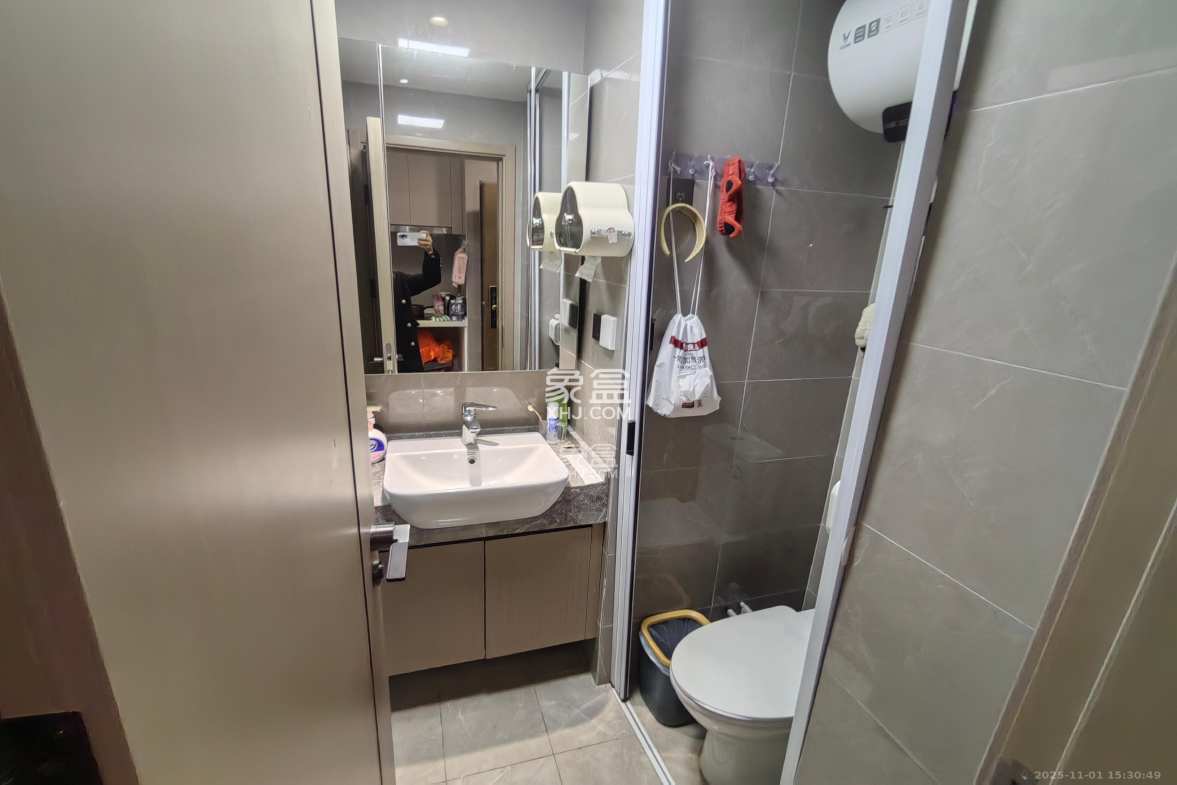 中建宝铂公馆 1室0厅0卫 2200.0元/月 中建宝铂公馆 1室0厅0卫 2200.0元/月室内图