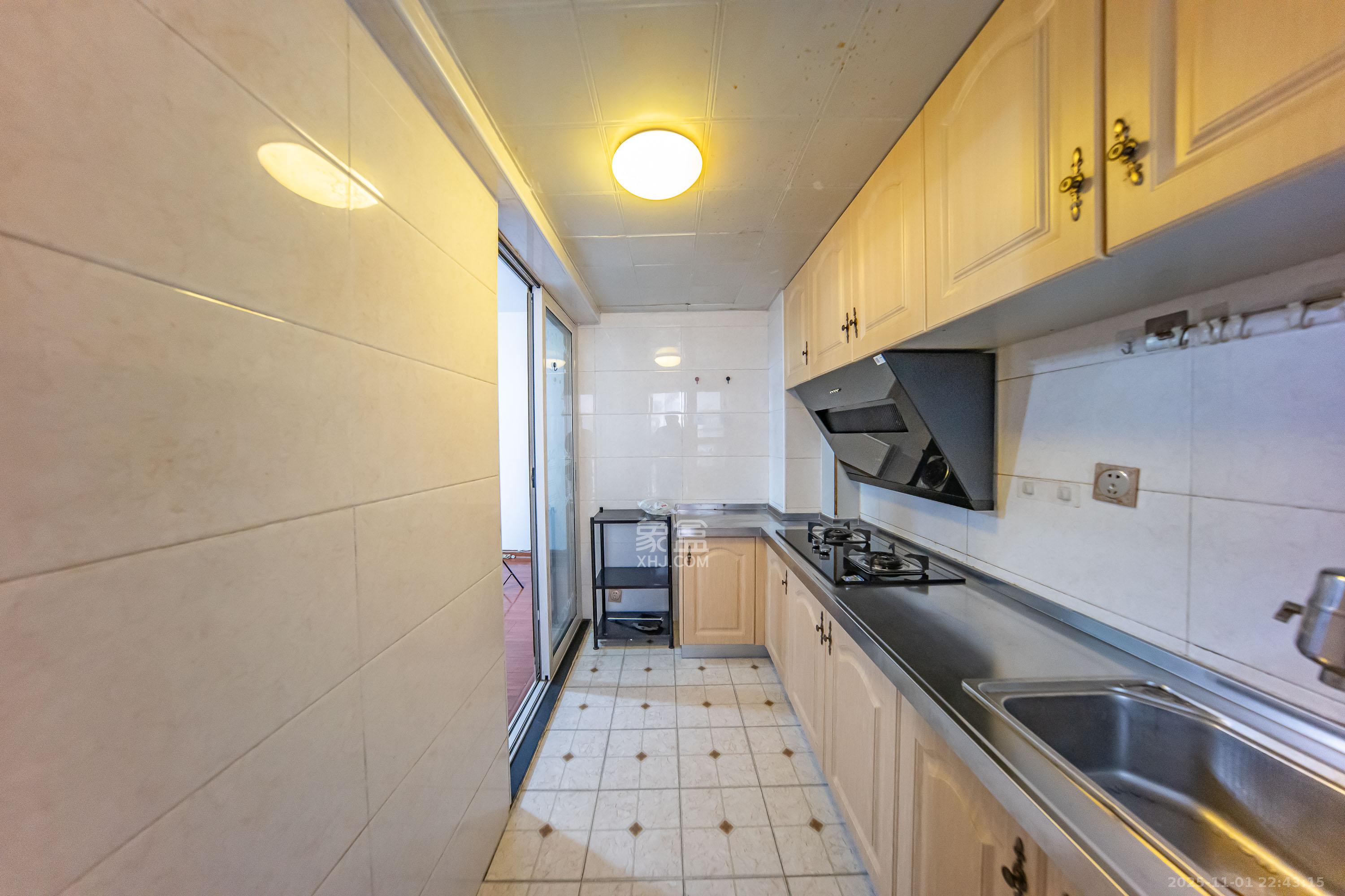 江山帝景哈佛 3室2厅1卫 67.0万 江山帝景哈佛 3室2厅1卫 67.0万厨房