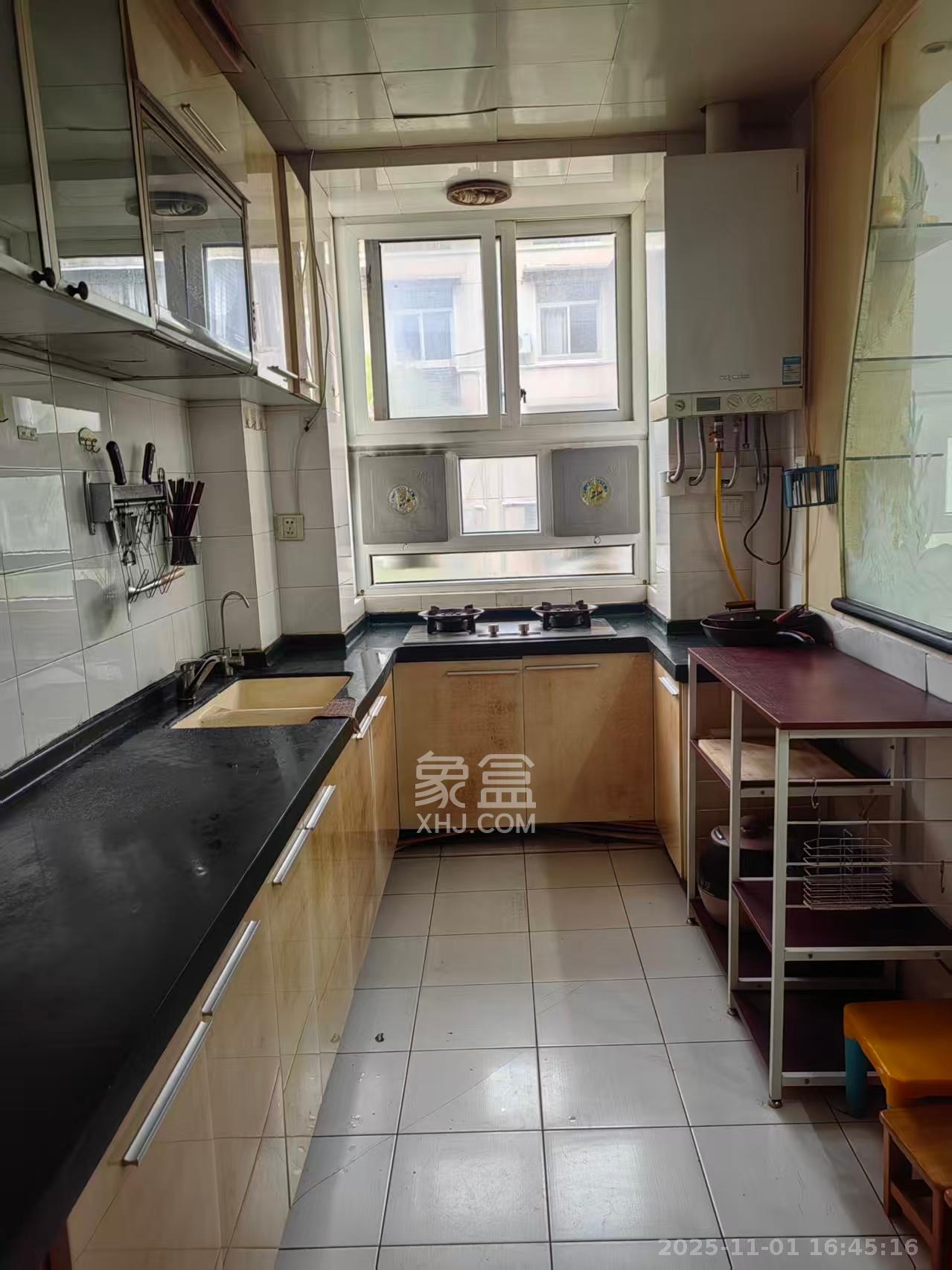 丹桂苑(国防科技大学单位房）  4室2厅2卫    3400.0元/月室内图