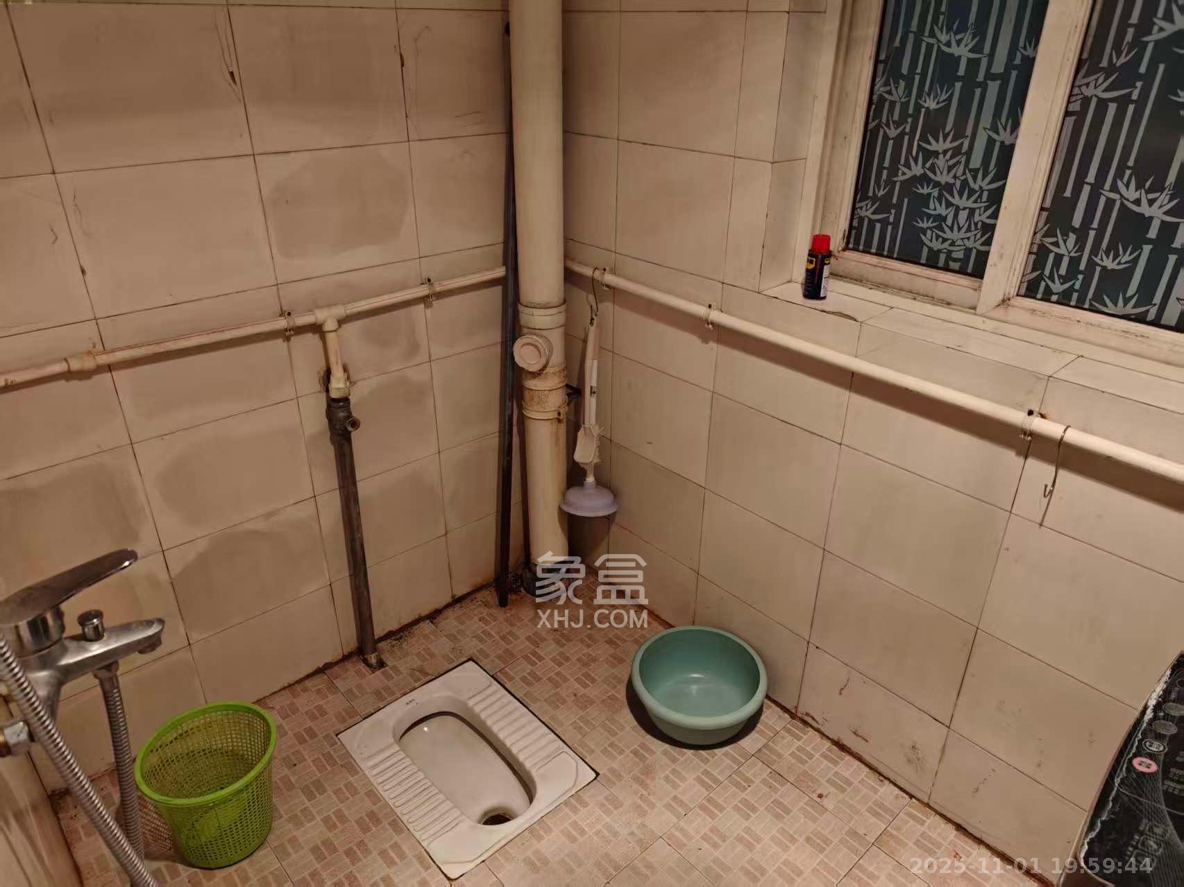 枫林美景  2室1厅1卫    1800.0元/月室内图