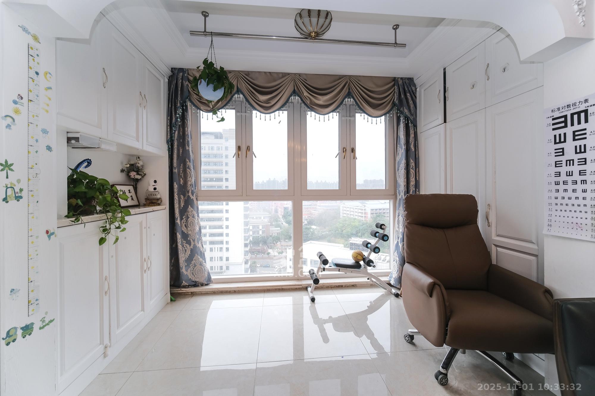 星雅美辰 3室2厅2卫 105.0万 星雅美辰 3室2厅2卫 105.0万阳台