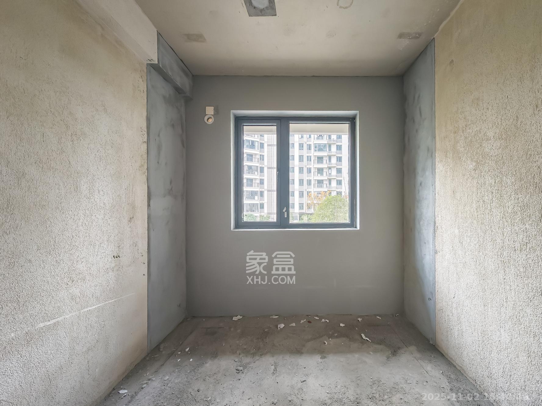 长沙北中心保利时代B区  3室1厅1卫    76.0万卧室