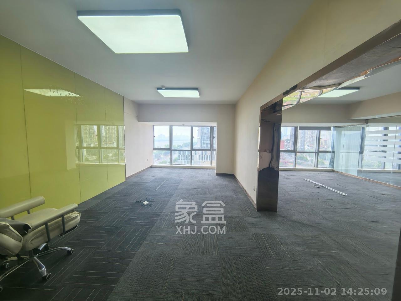 保利国际广场  1室1厅1卫    6500.0元/月