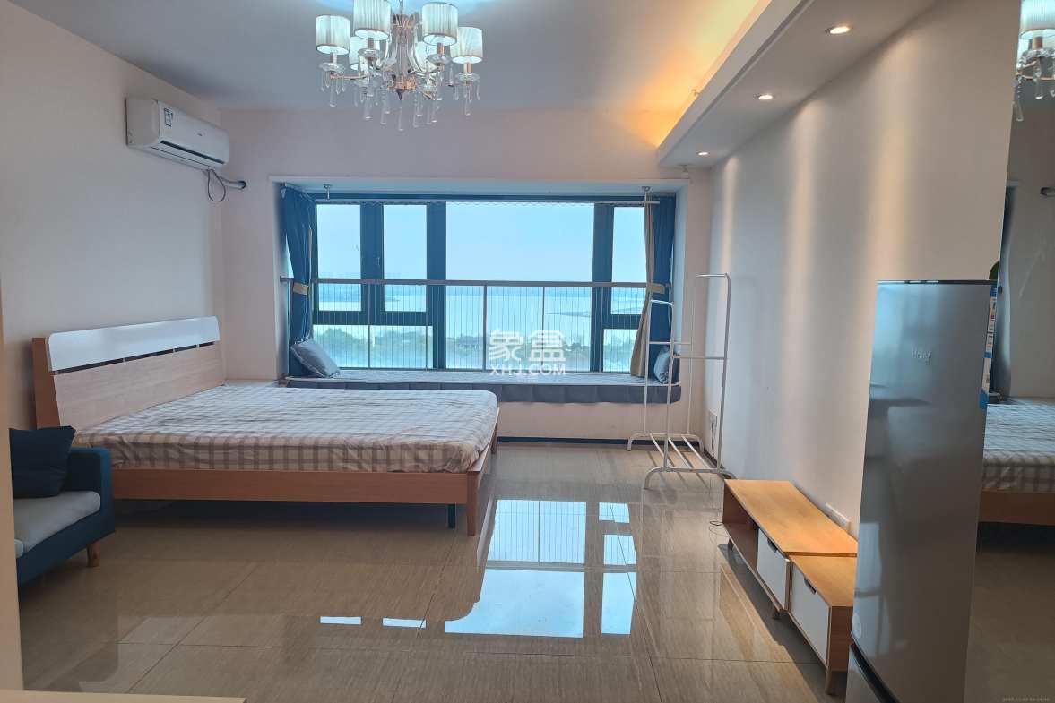 恒大翡翠华庭 1室1厅1卫 1400.0元/月 恒大翡翠华庭 1室1厅1卫 1400.0元/月室内图