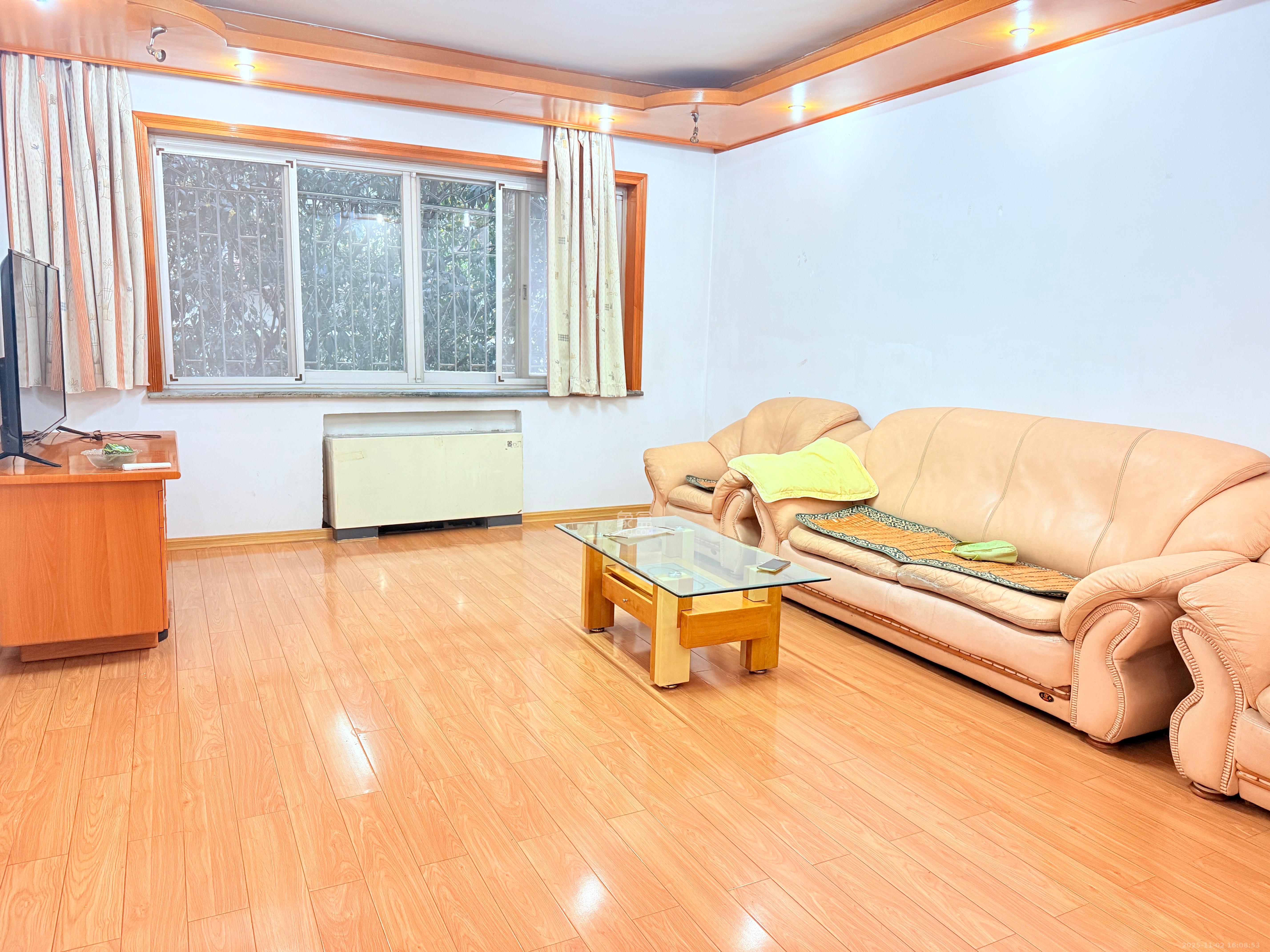 纬二路审计厅  2室2厅1卫    2000.0元/月