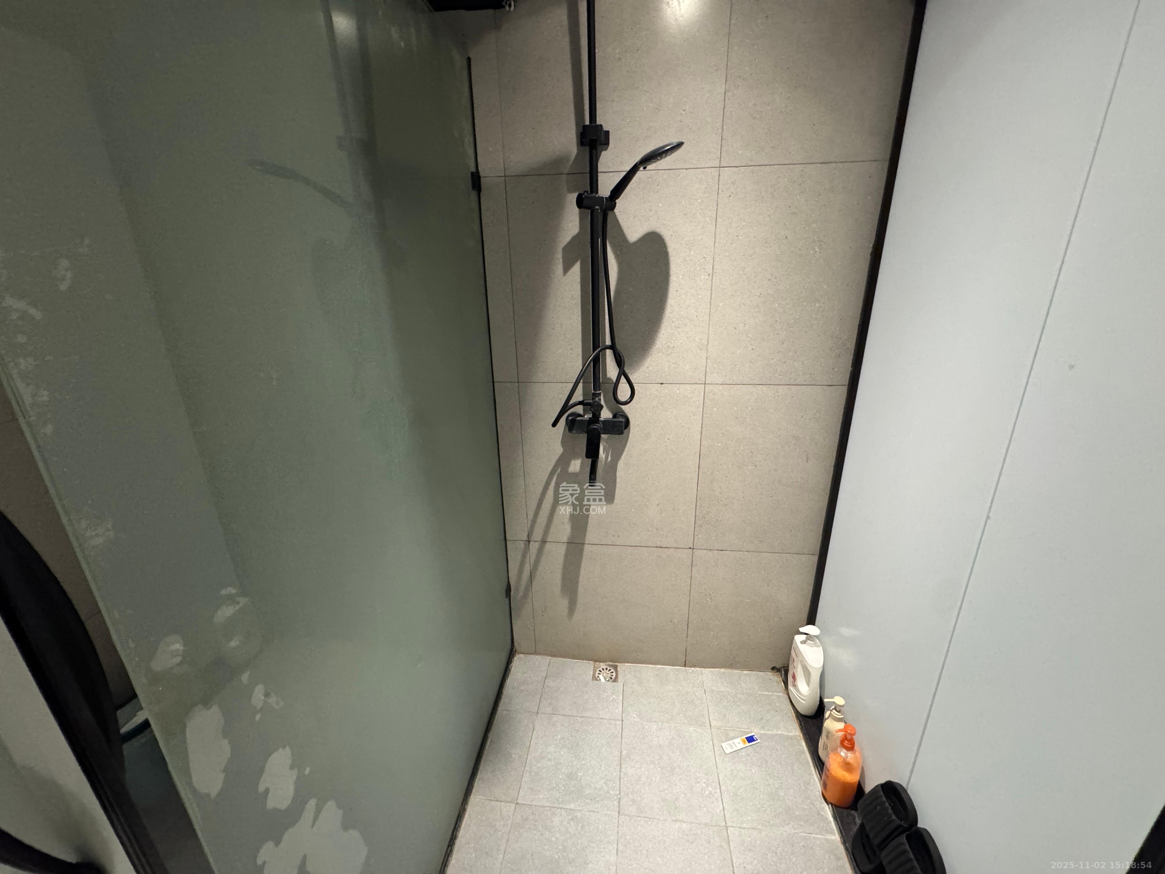 王府井公寓(福源公寓) 1室1厅1卫 3500.0元/月 王府井公寓(福源公寓) 1室1厅1卫 3500.0元/月室内图