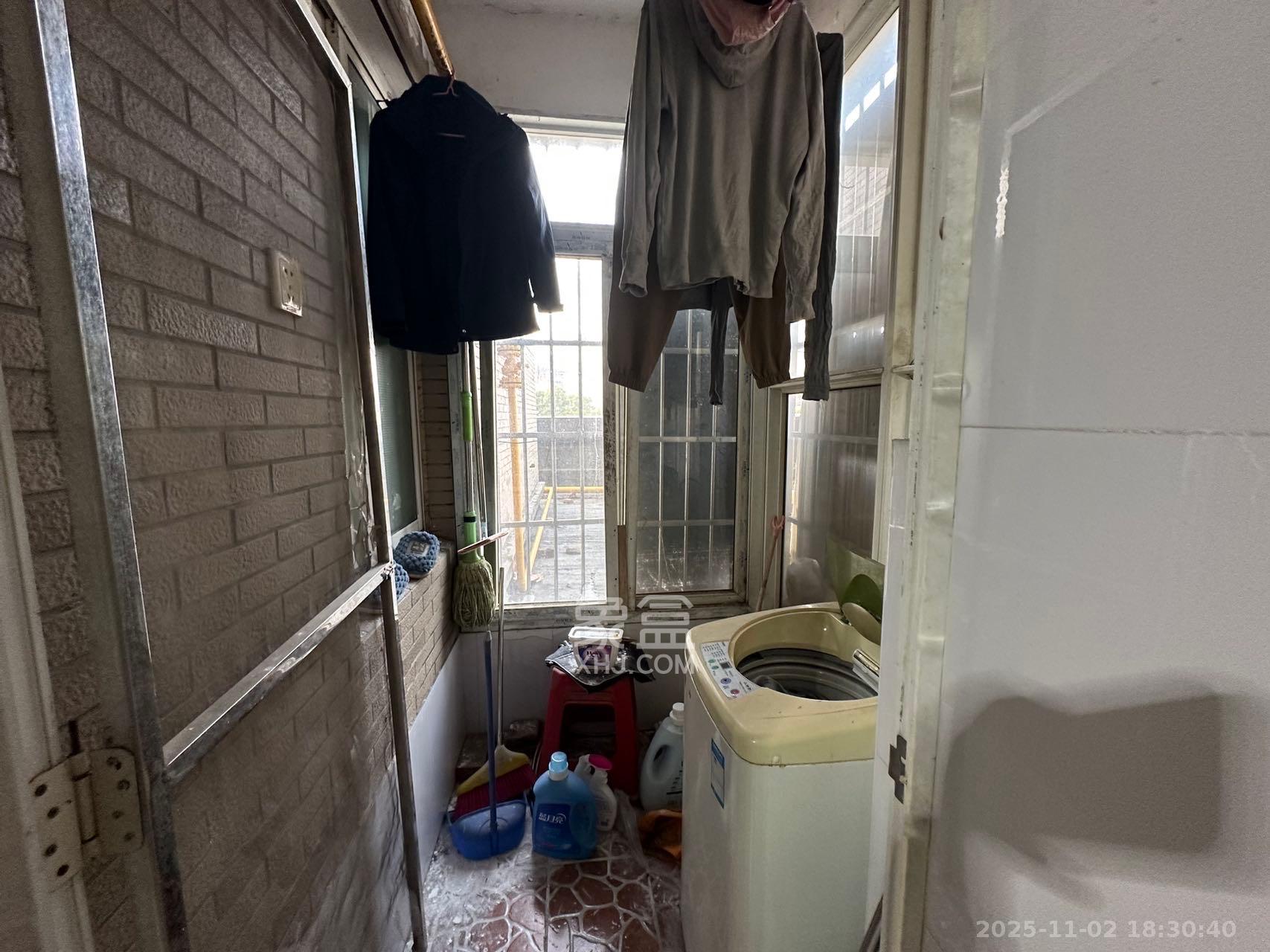 紫晶城  1室1厅1卫    1200.0元/月室内图