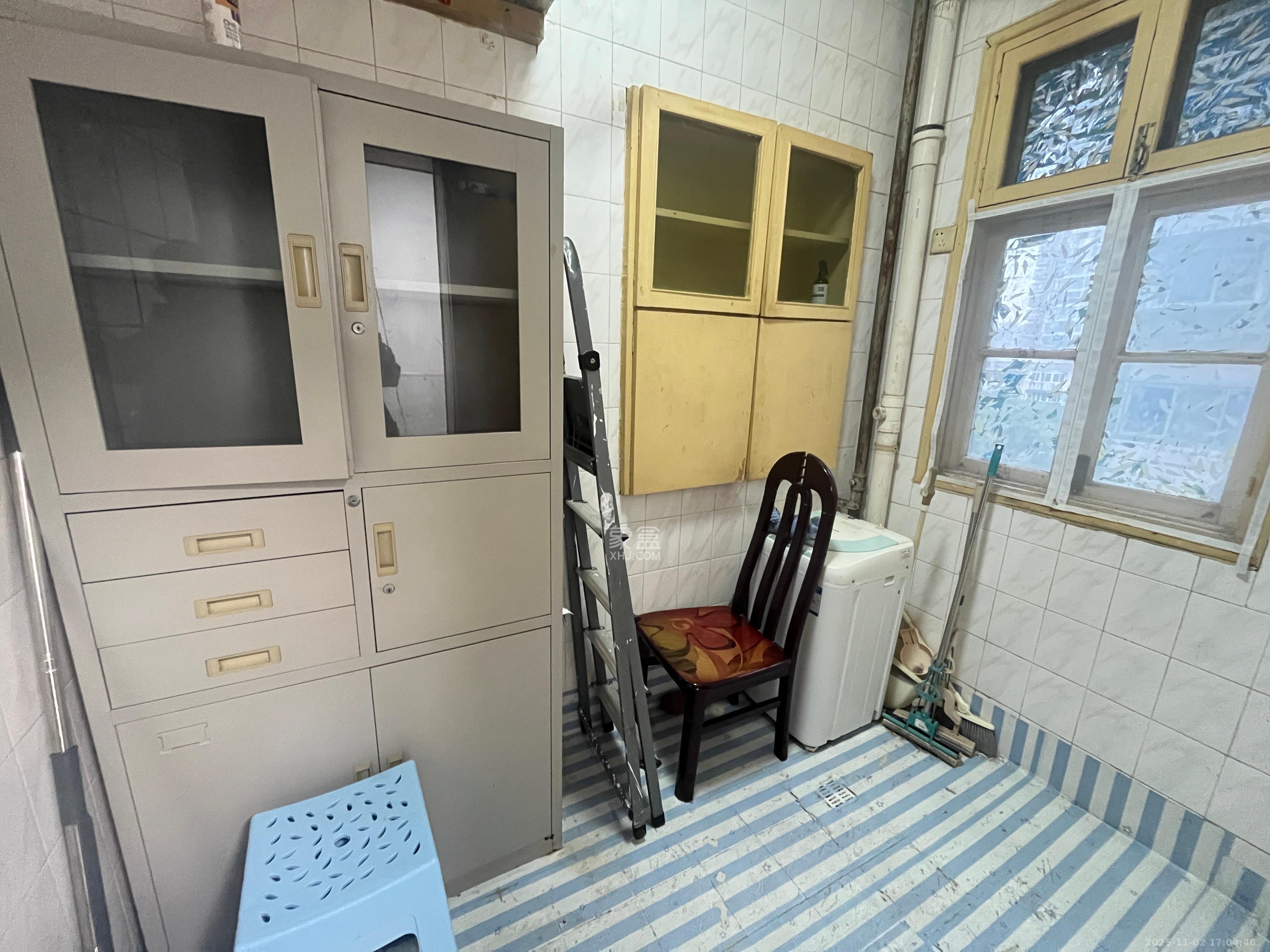 长岭水电八局宿舍  2室2厅1卫    1400.0元/月室内图