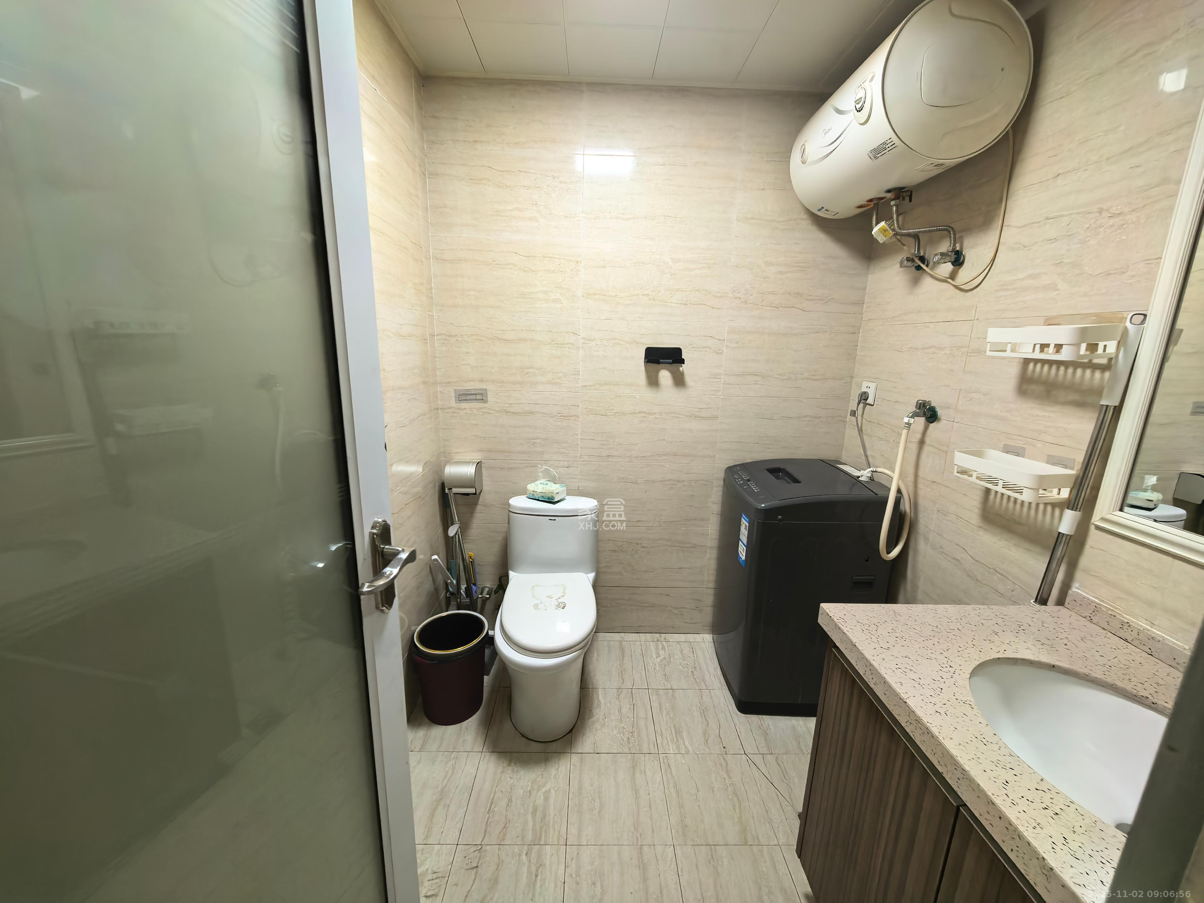 方略城市广场 1室1厅1卫 1400.0元/月 方略城市广场 1室1厅1卫 1400.0元/月室内图