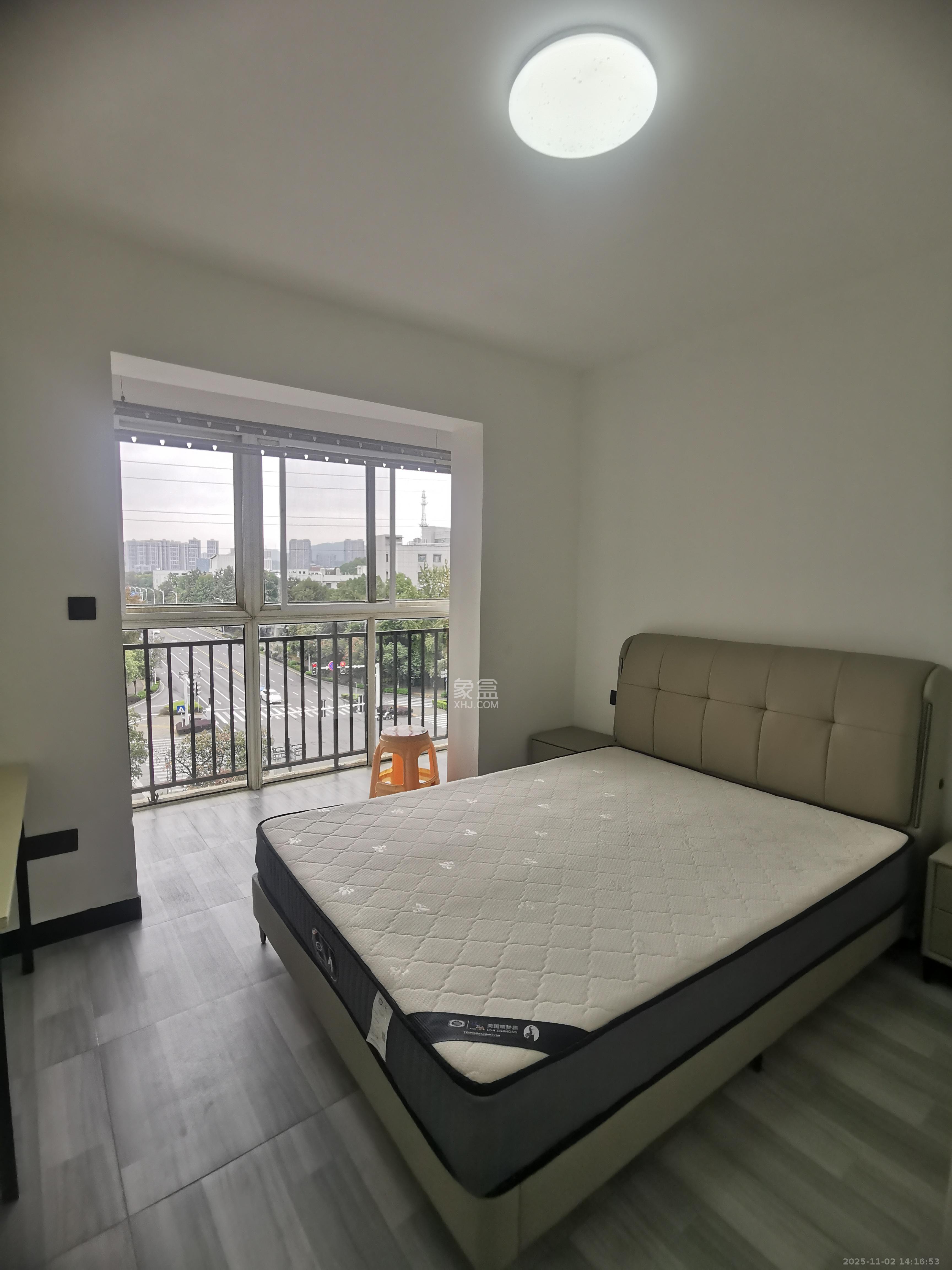 麓谷E家人 1室2厅1卫 2800.0元/月 麓谷E家人 1室2厅1卫 2800.0元/月室内图