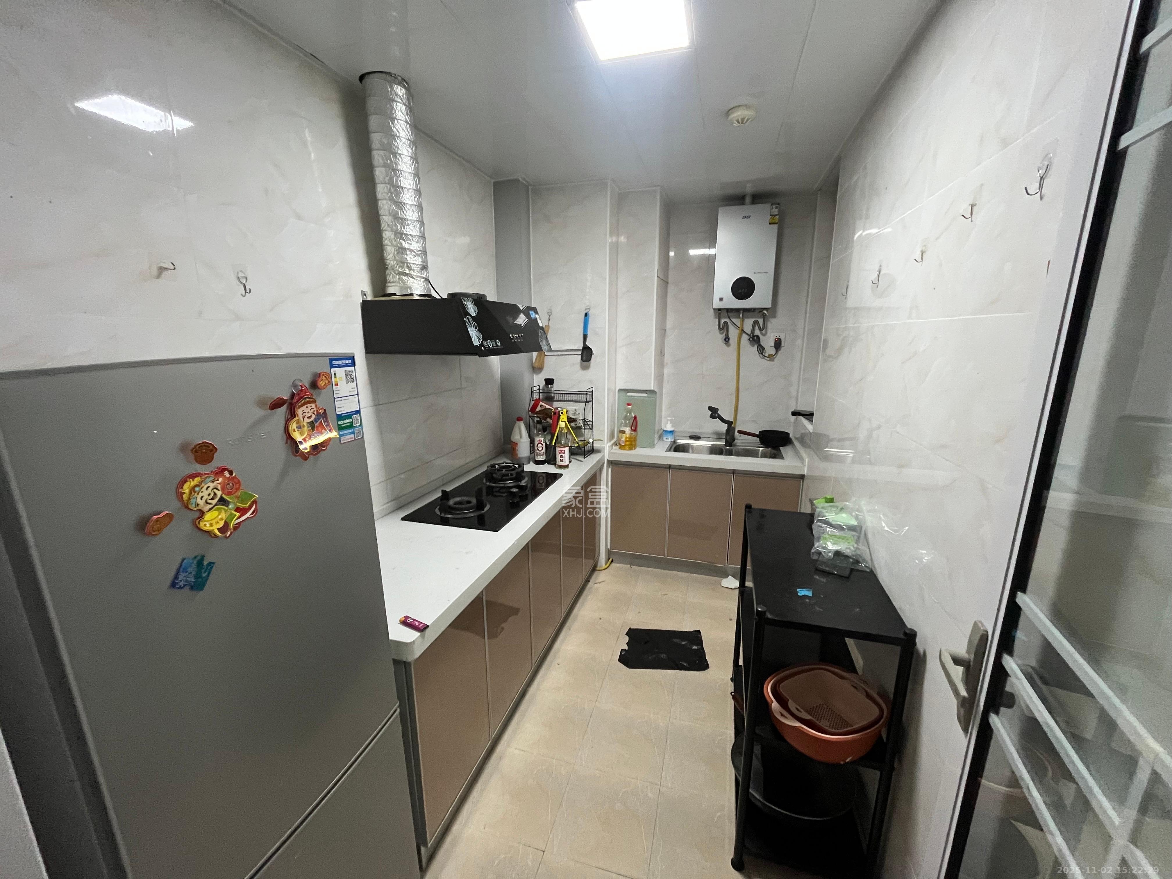 北辰三角洲C2区  3室2厅1卫    2800.0元/月室内图