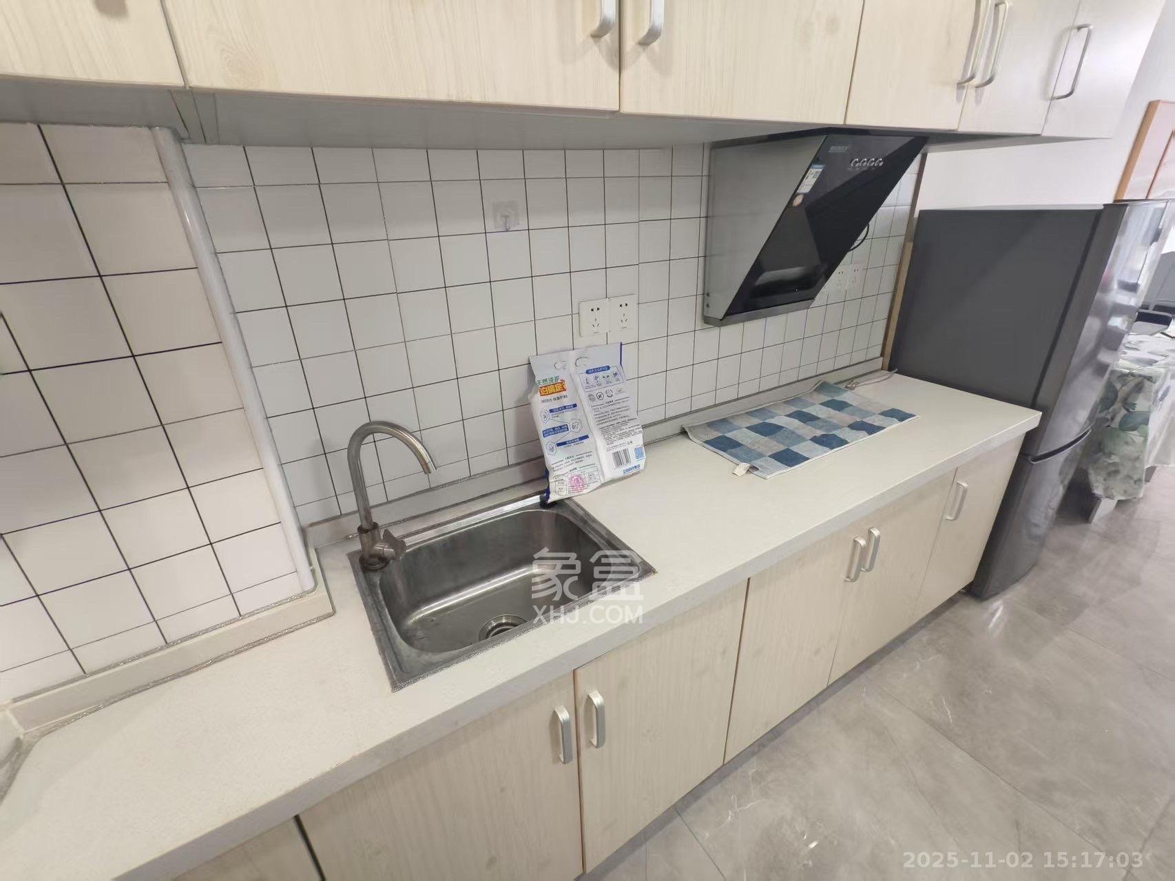 华润翡翠府 2室1厅1卫 1600.0元/月 华润翡翠府 2室1厅1卫 1600.0元/月室内图