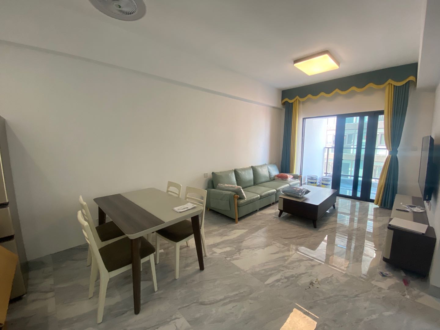 华润中心  2室1厅1卫    4000.0元/月室内图