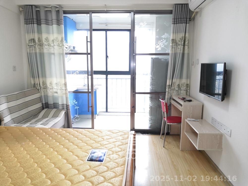 保利麓谷林语I区 1室1厅1卫 1400.0元/月 保利麓谷林语I区 1室1厅1卫 1400.0元/月室内图