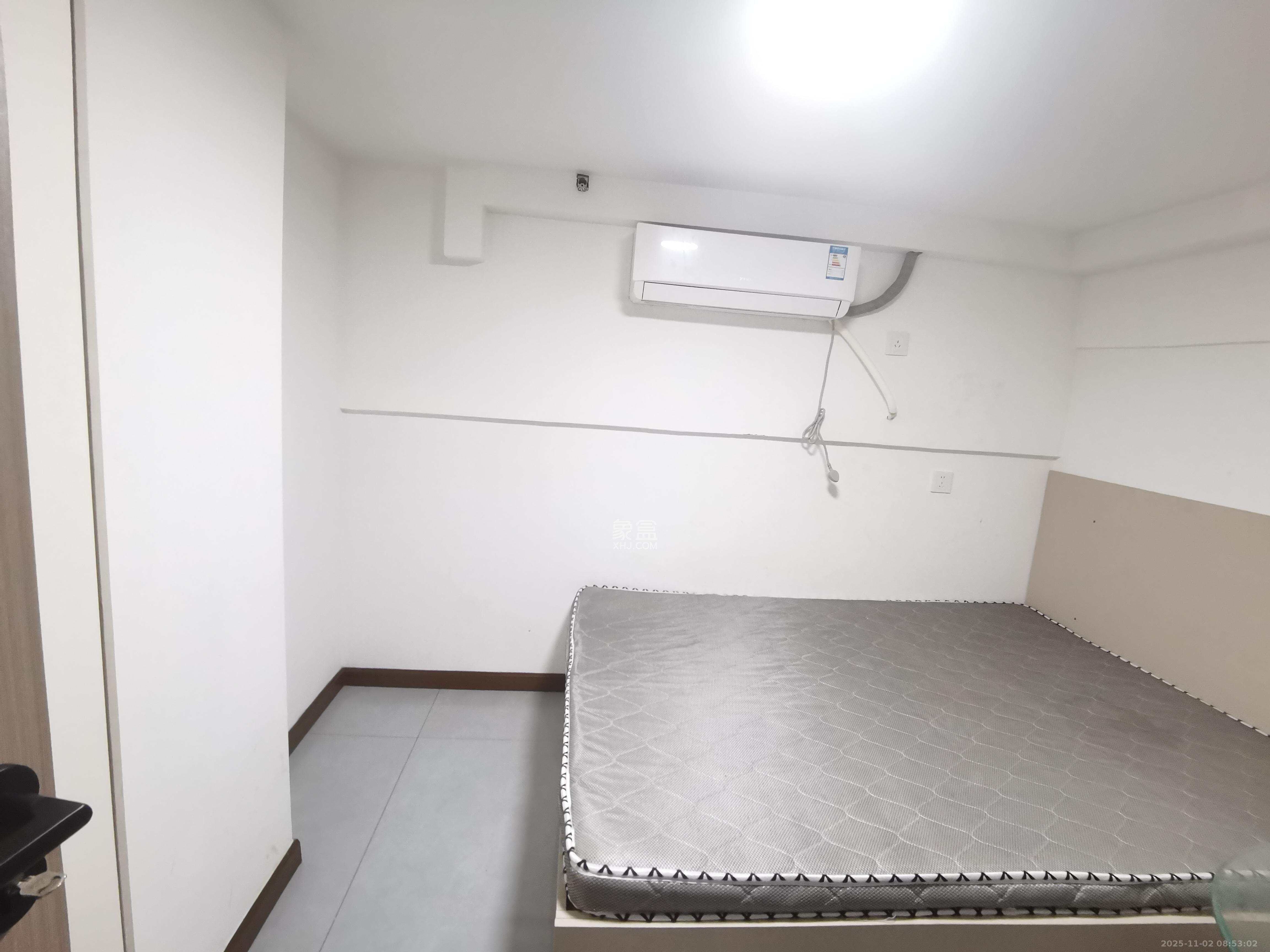 新城悦隽公园  2室1厅1卫    1700.0元/月室内图