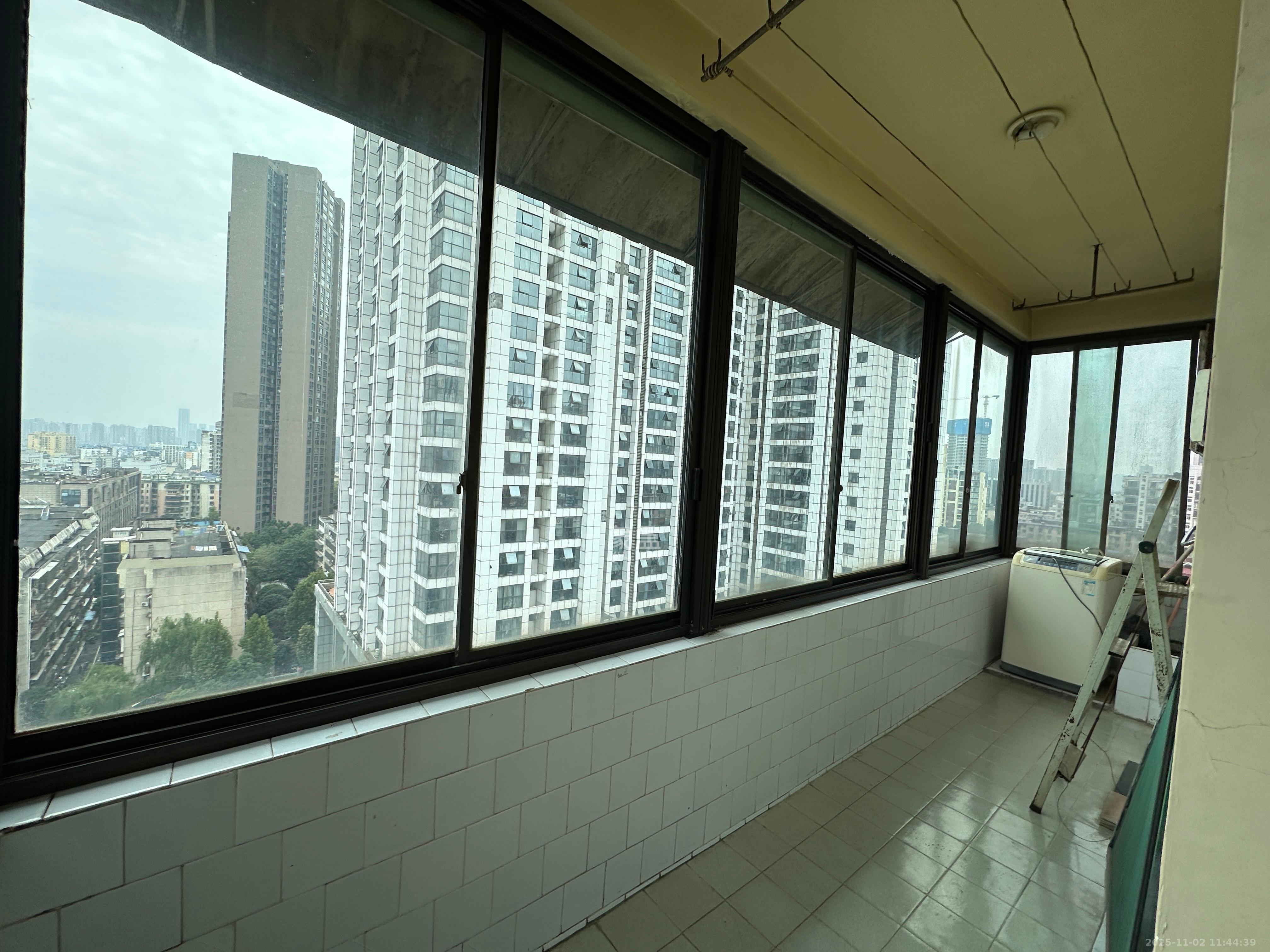 教育出版社宿舍  3室2厅1卫    2500.0元/月室内图