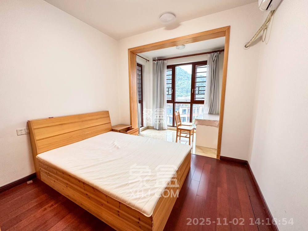 长房梅溪香山  3室2厅1卫    3500.0元/月室内图