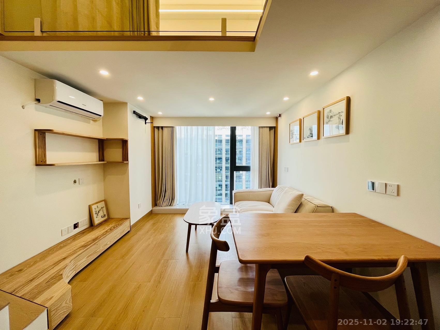 卓越中寰  2室1厅1卫    2650.0元/月室内图