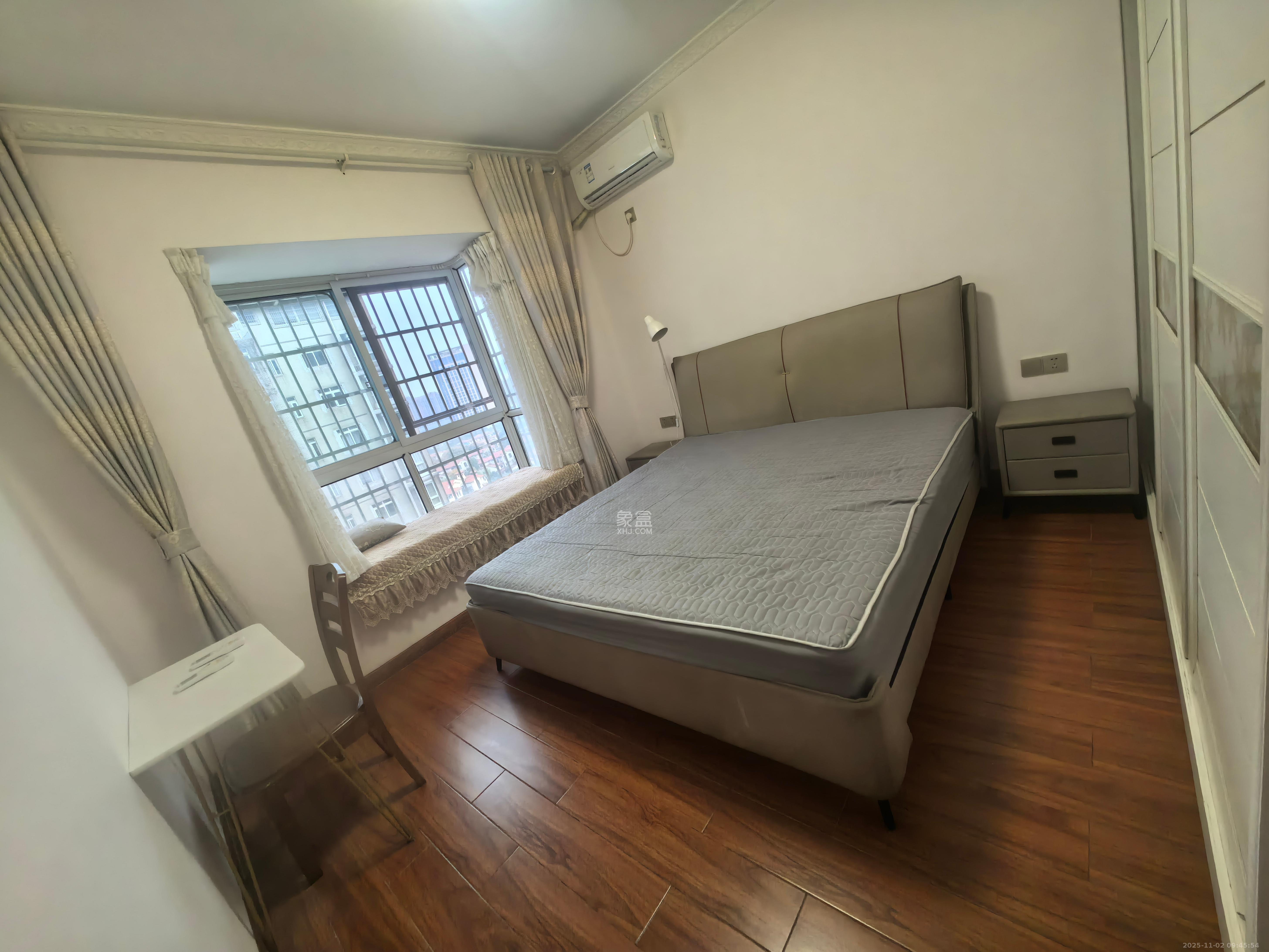 利璞大厦  2室1厅1卫    2300.0元/月室内图