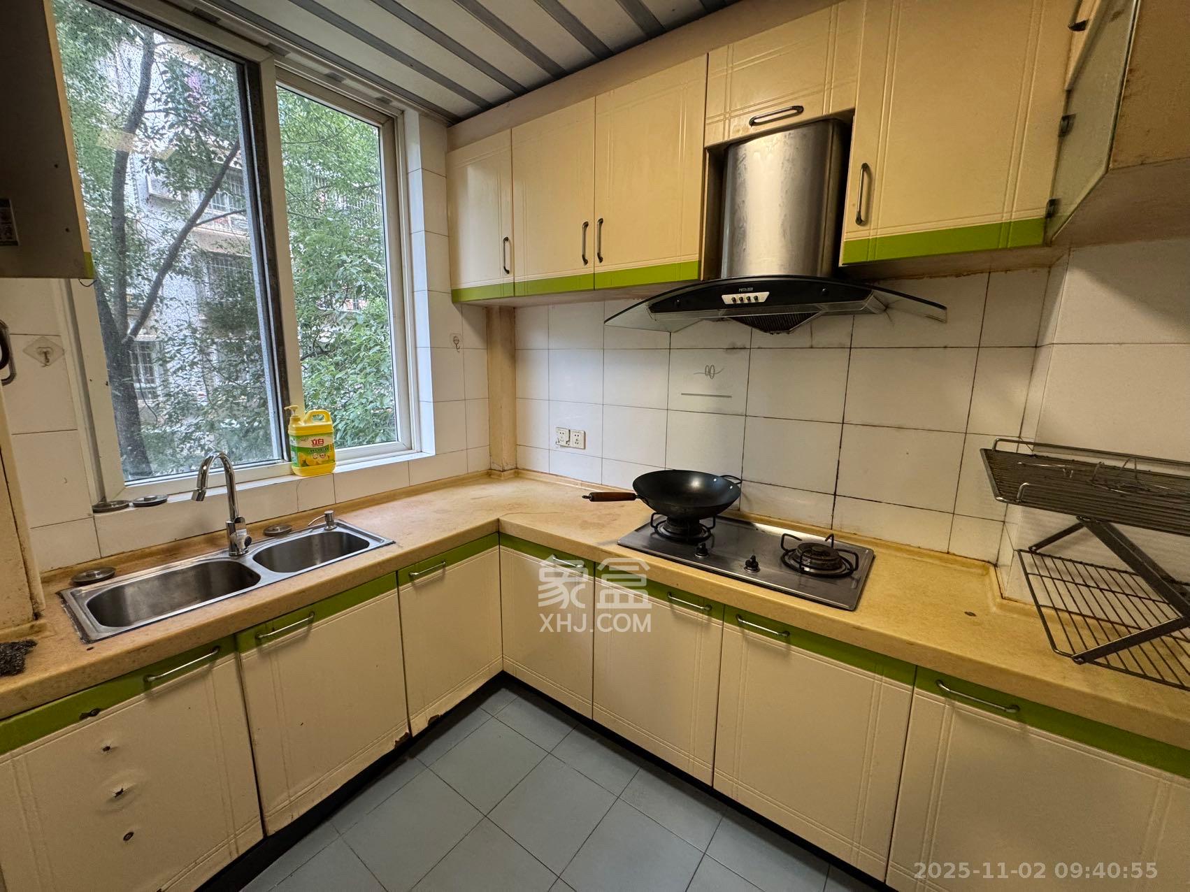 景湾小区（井湾小区）  3室2厅1卫    1700.0元/月室内图