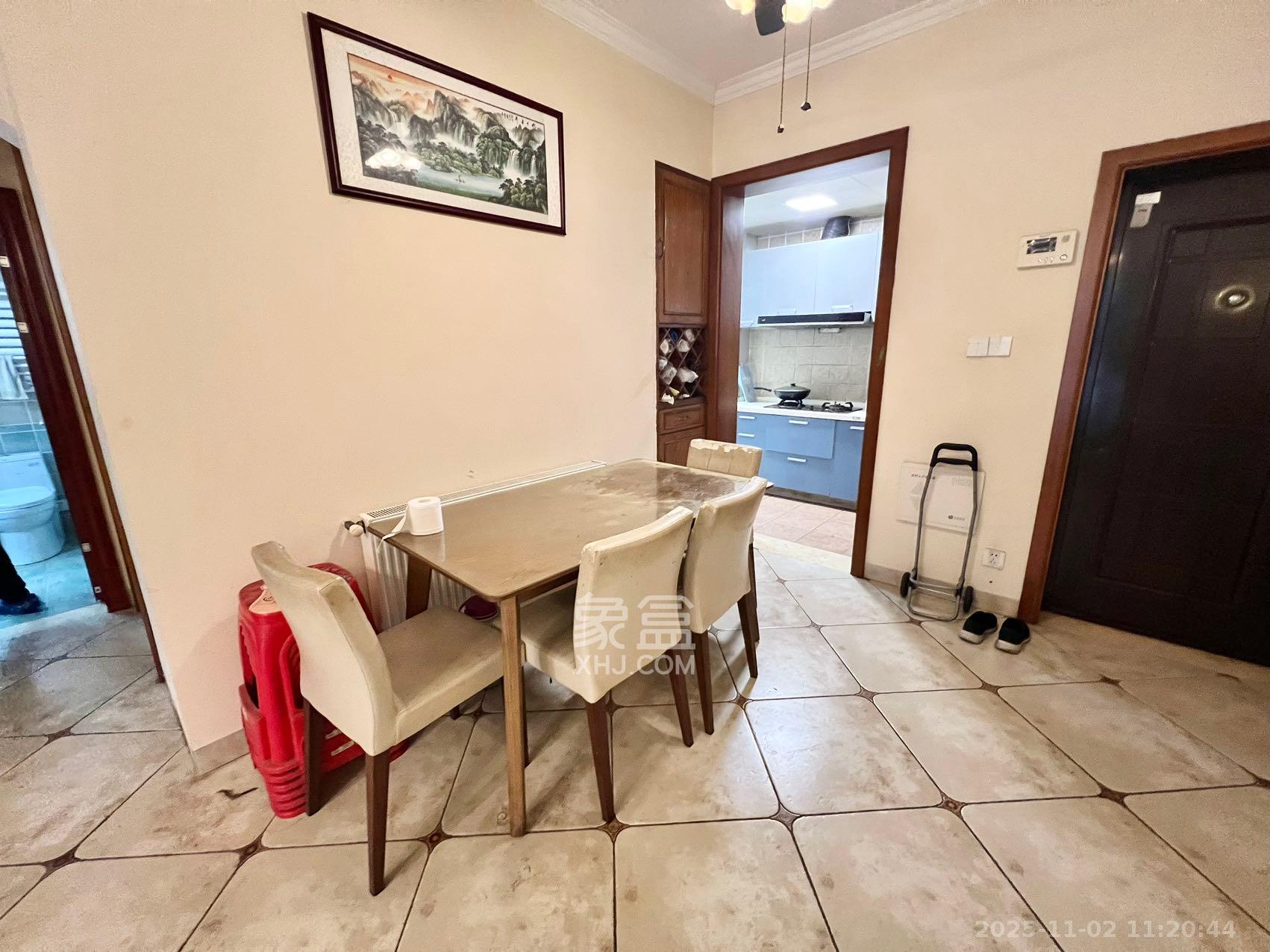 富兴嘉城（富兴汇中央）  2室2厅1卫    2500.0元/月室内图