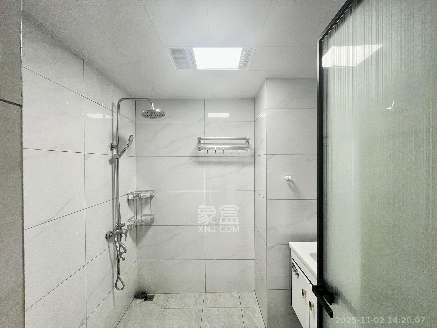 金地铂悦  1室1厅1卫    1600.0元/月室内图