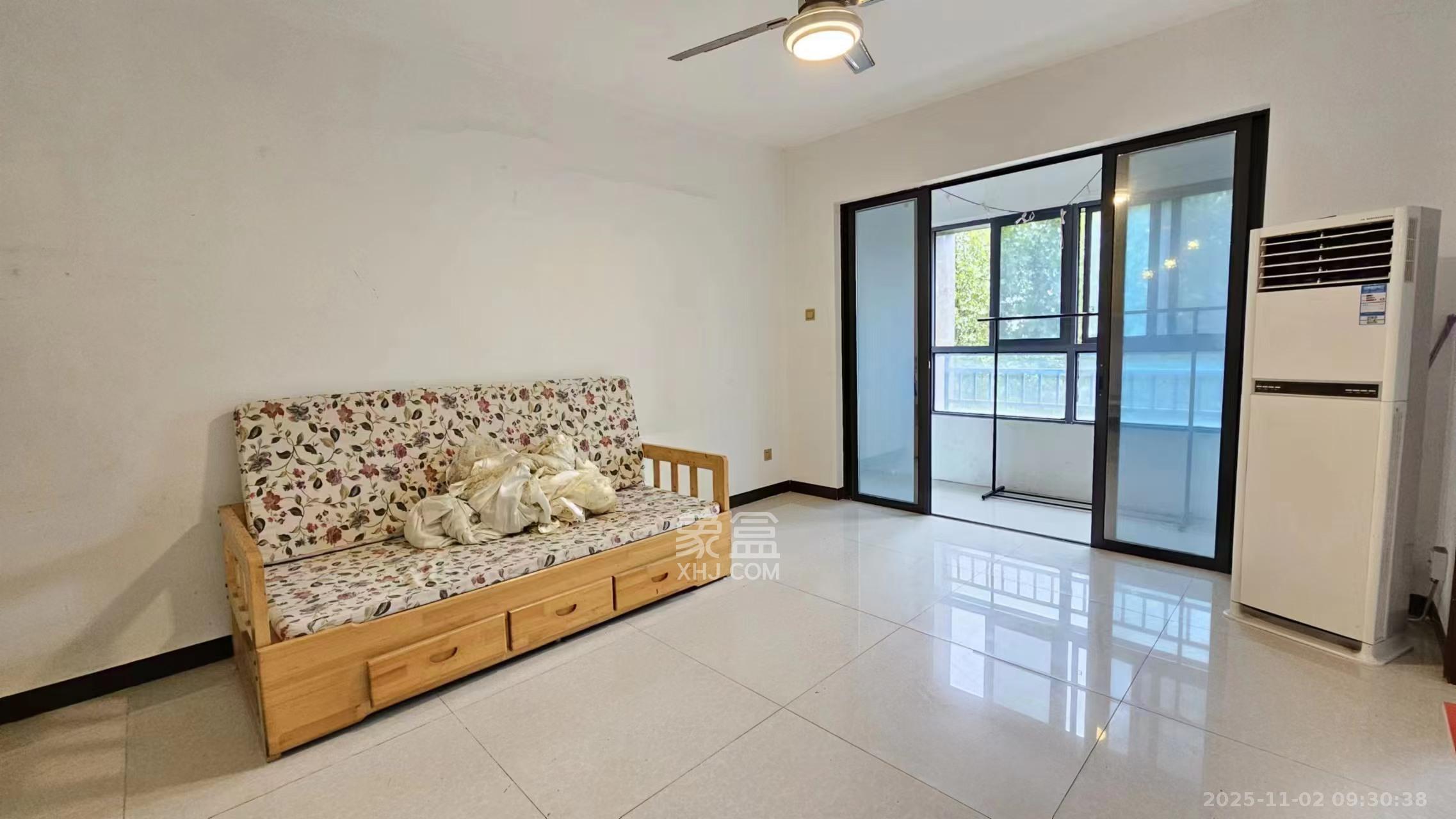 中海梅溪湖壹号 3室2厅1卫 2200.0元/月 中海梅溪湖壹号 3室2厅1卫 2200.0元/月室内图