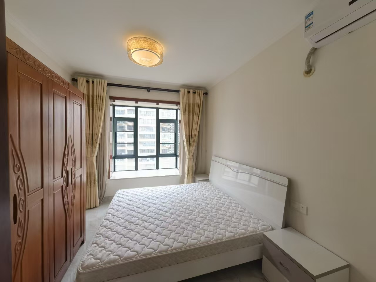 海阔天空-国瑞城四期（爵仕苑）  2室2厅1卫    4200.0元/月室内图