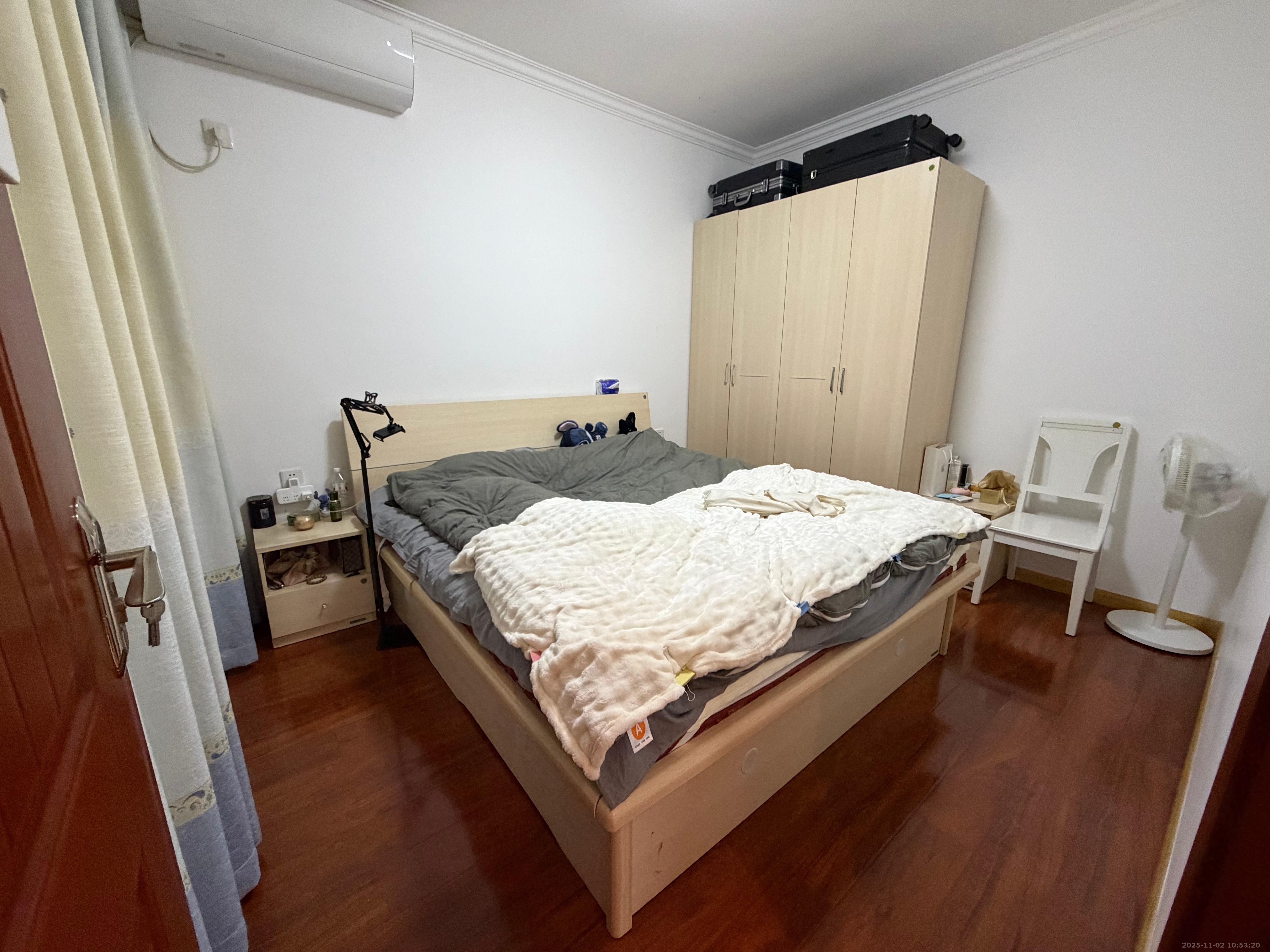 兴隆景苑 2室2厅1卫 2100.0元/月 兴隆景苑 2室2厅1卫 2100.0元/月室内图