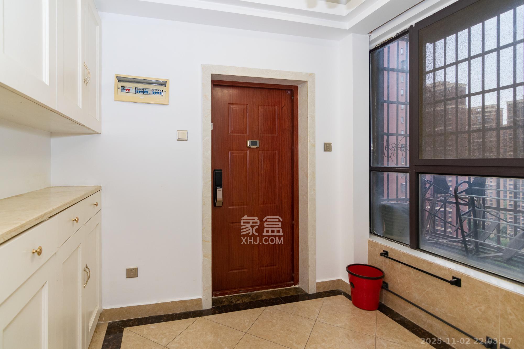 新城国际花都  3室2厅1卫    63.8万其他