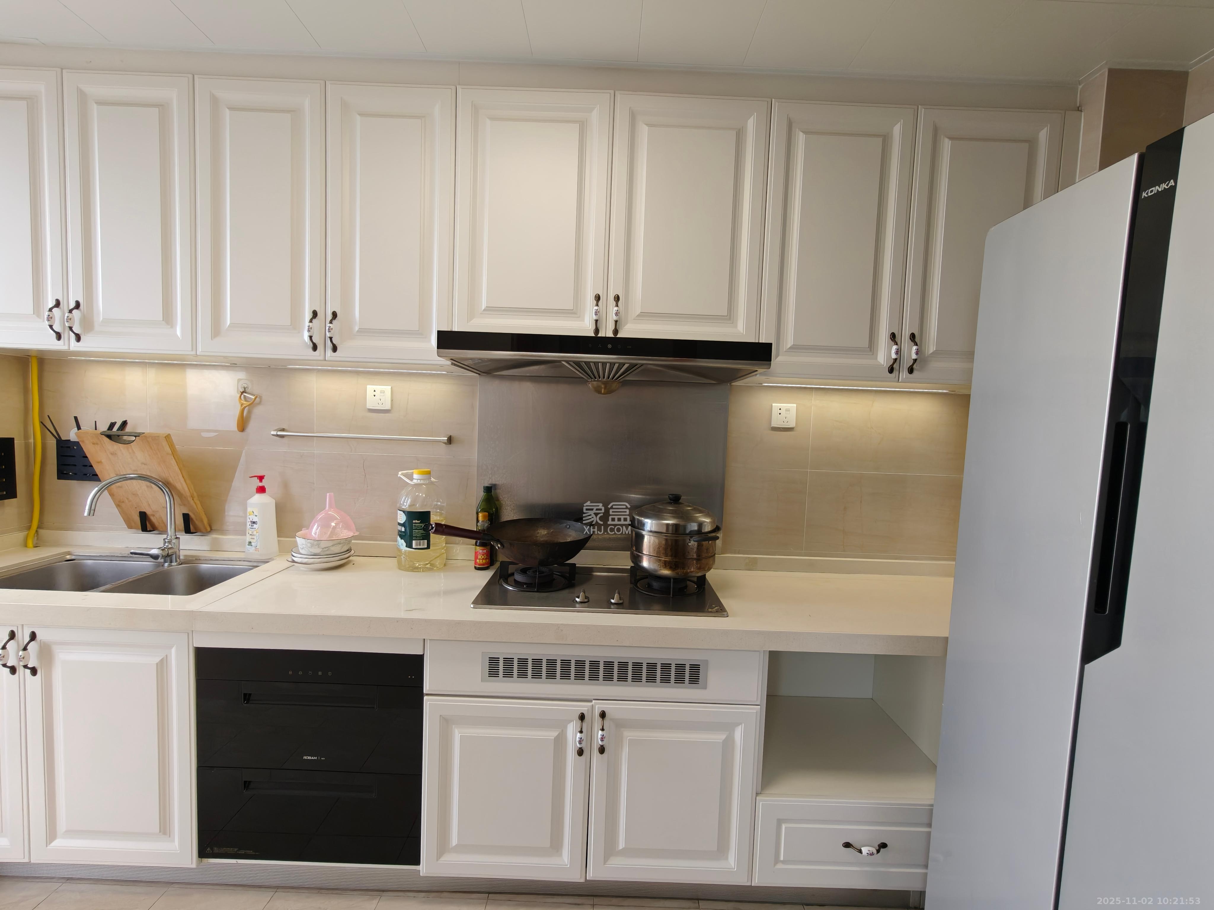 恒大国际广场 3室2厅2卫 2700.0元/月 恒大国际广场 3室2厅2卫 2700.0元/月室内图