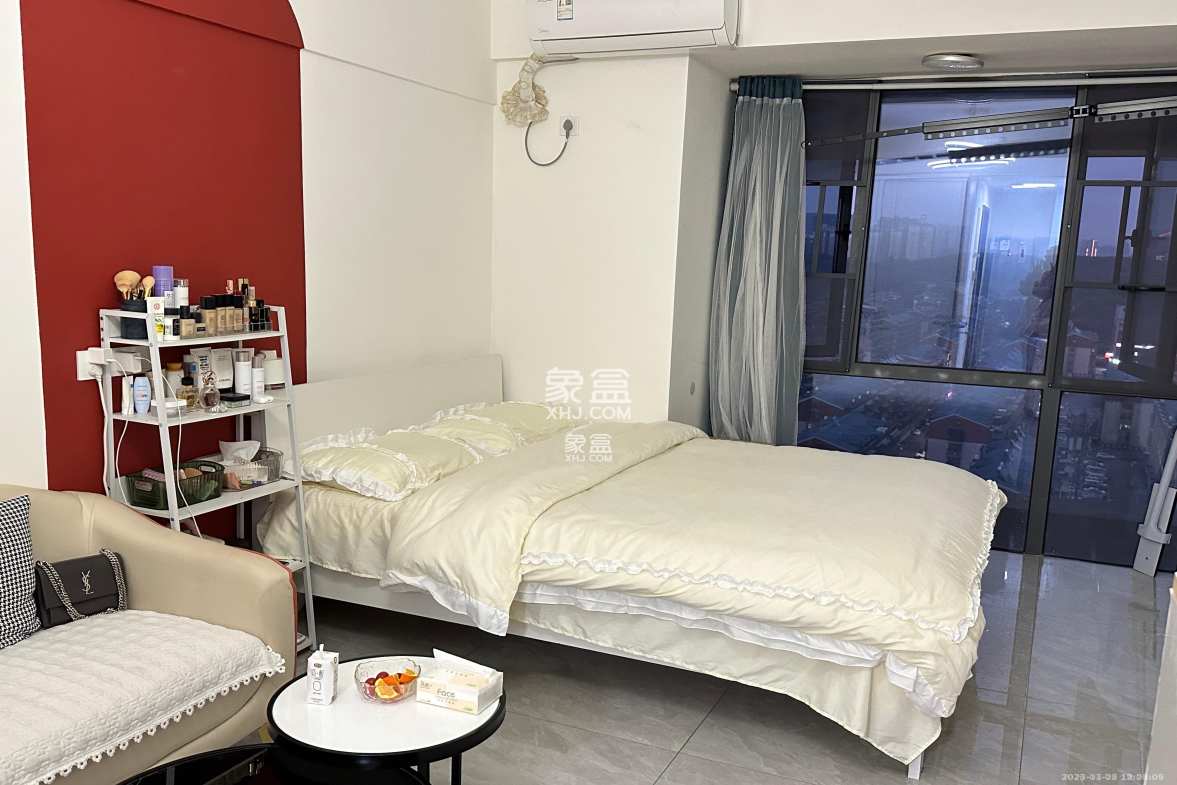 绿洲花园 1室1厅1卫 1600.0元/月 绿洲花园 1室1厅1卫 1600.0元/月室内图