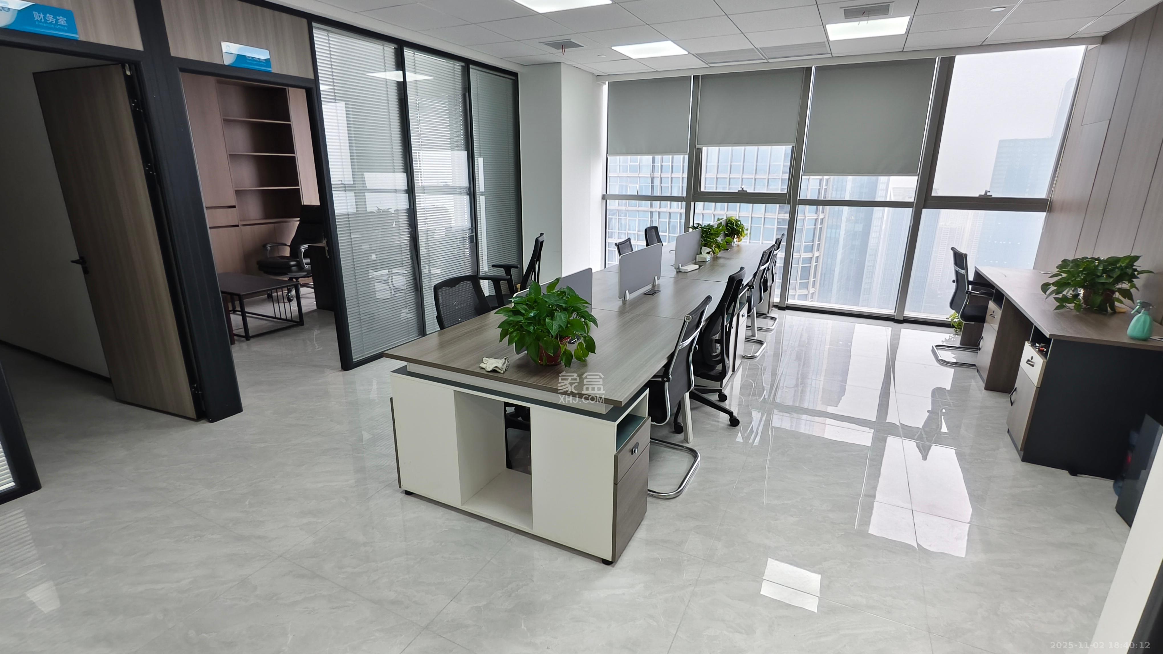 正荣梅溪紫阙台 3室1厅1卫 7000.0元/月 正荣梅溪紫阙台 3室1厅1卫 7000.0元/月室内图