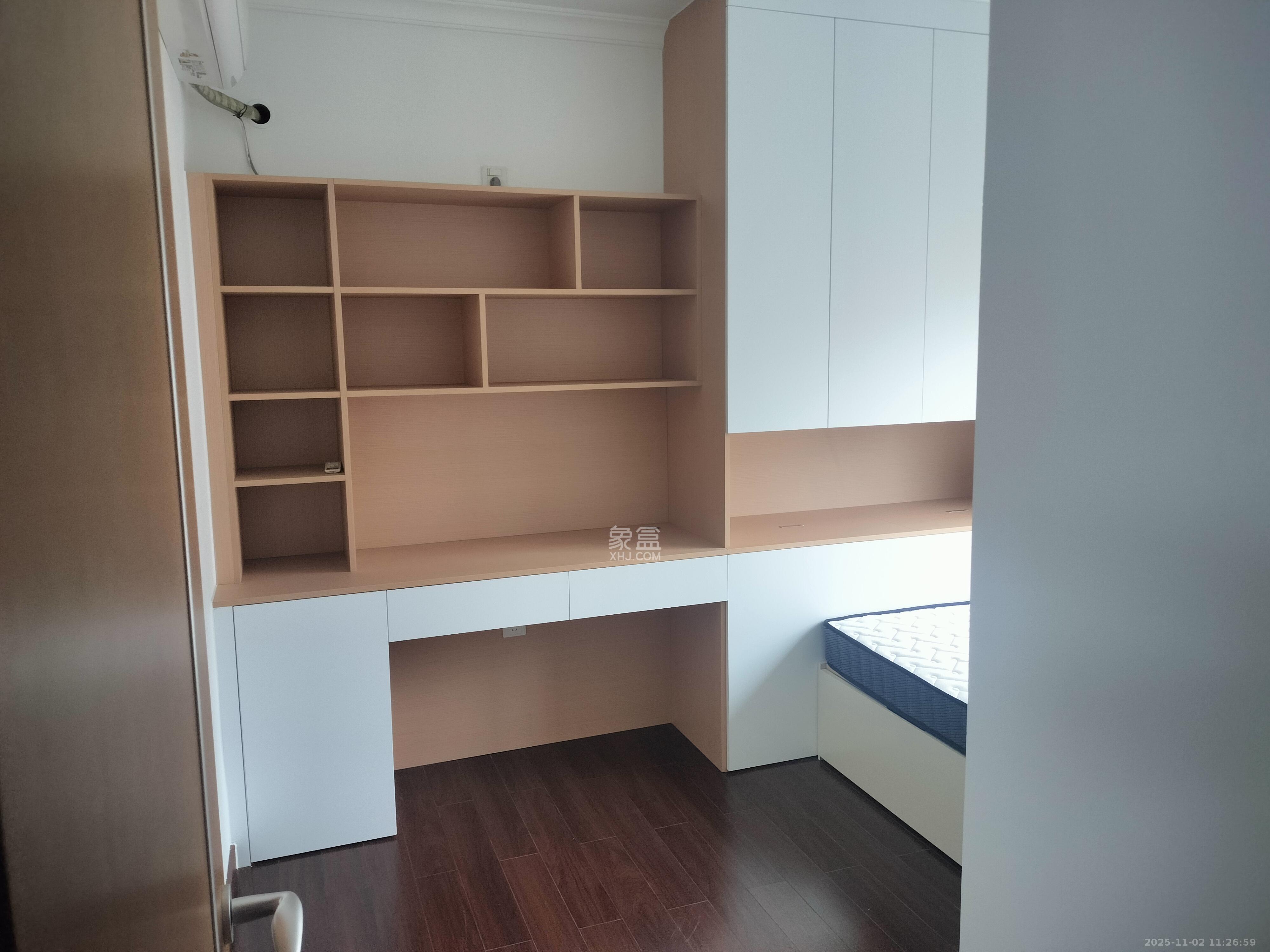 万科白鹭郡  3室2厅2卫    2600.0元/月室内图