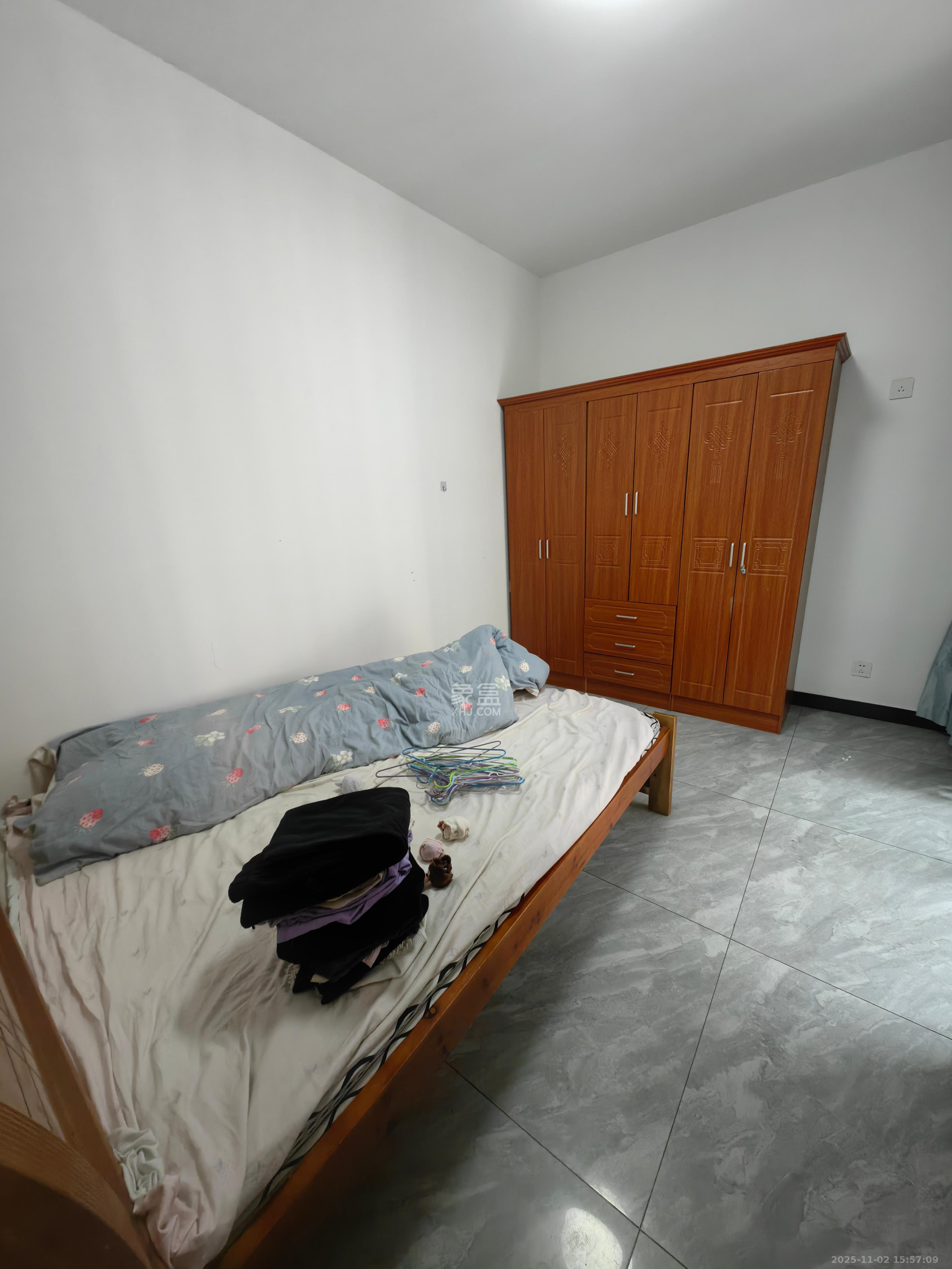 中岭景苑  2室1厅1卫    1360.0元/月 中岭景苑  2室1厅1卫    1360.0元/月室内图