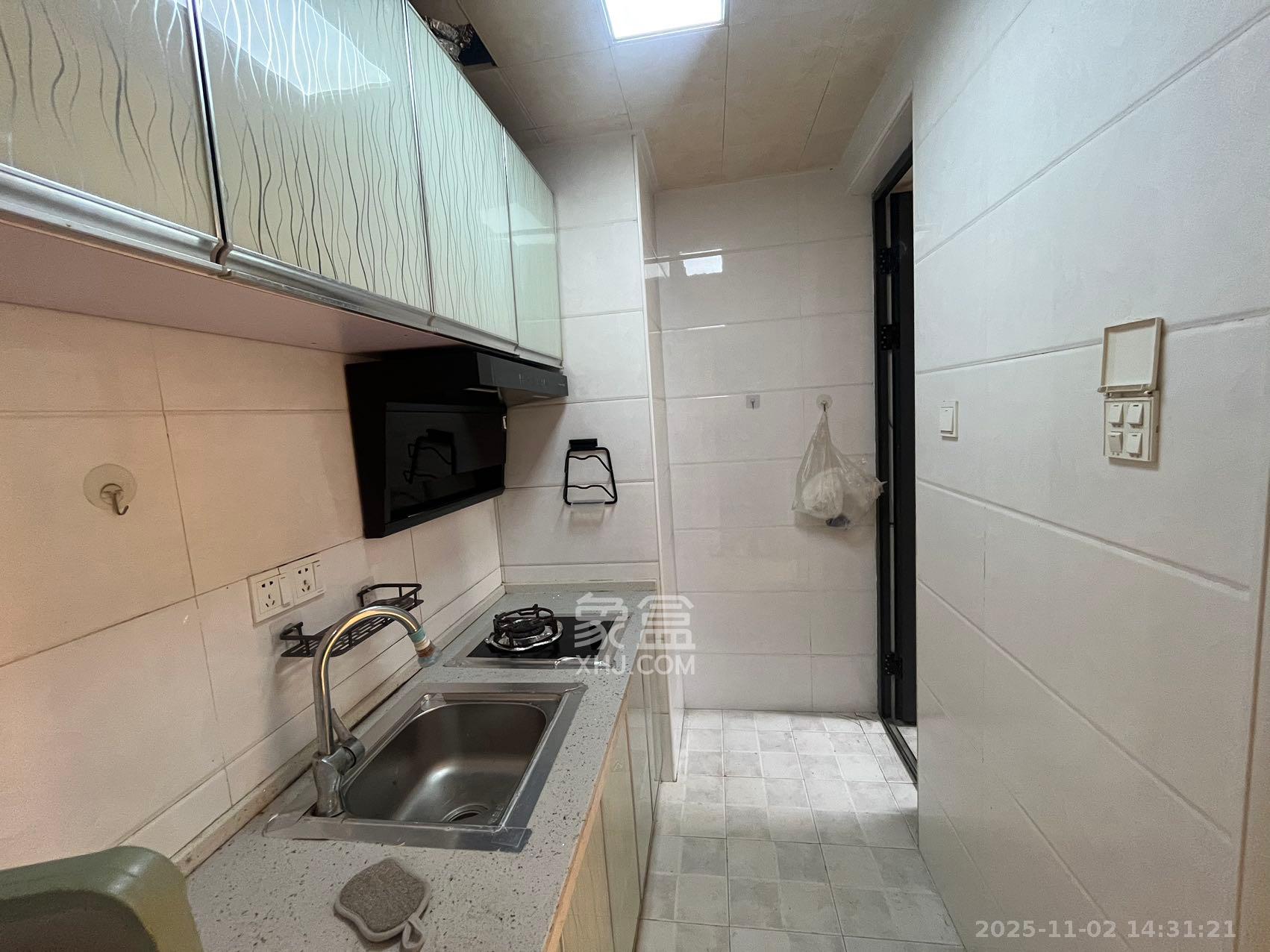 中建芙蓉工社 1室0厅0卫 1800.0元/月 中建芙蓉工社 1室0厅0卫 1800.0元/月室内图