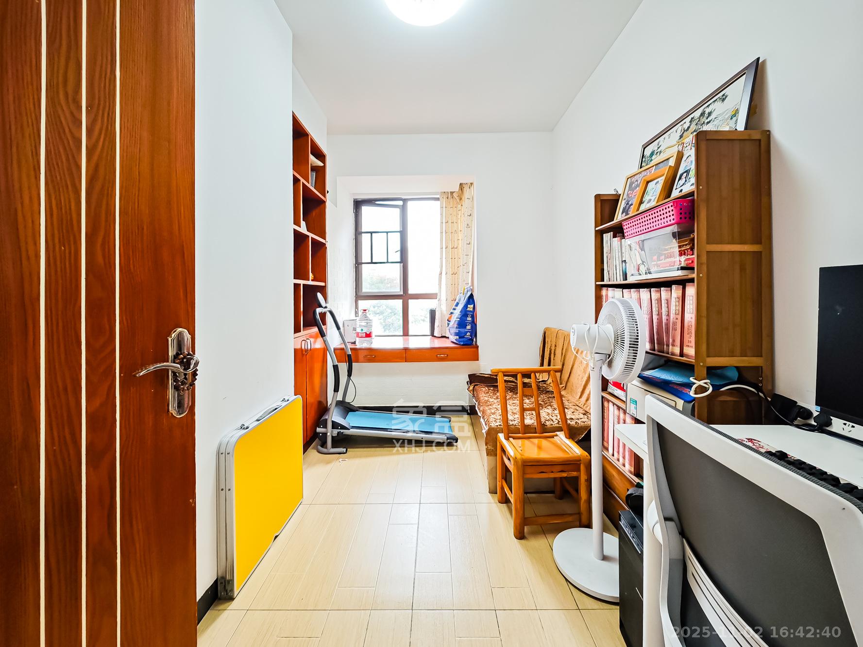 山语城二期  3室1厅1卫    69.8万 山语城二期  3室1厅1卫    69.8万卧室