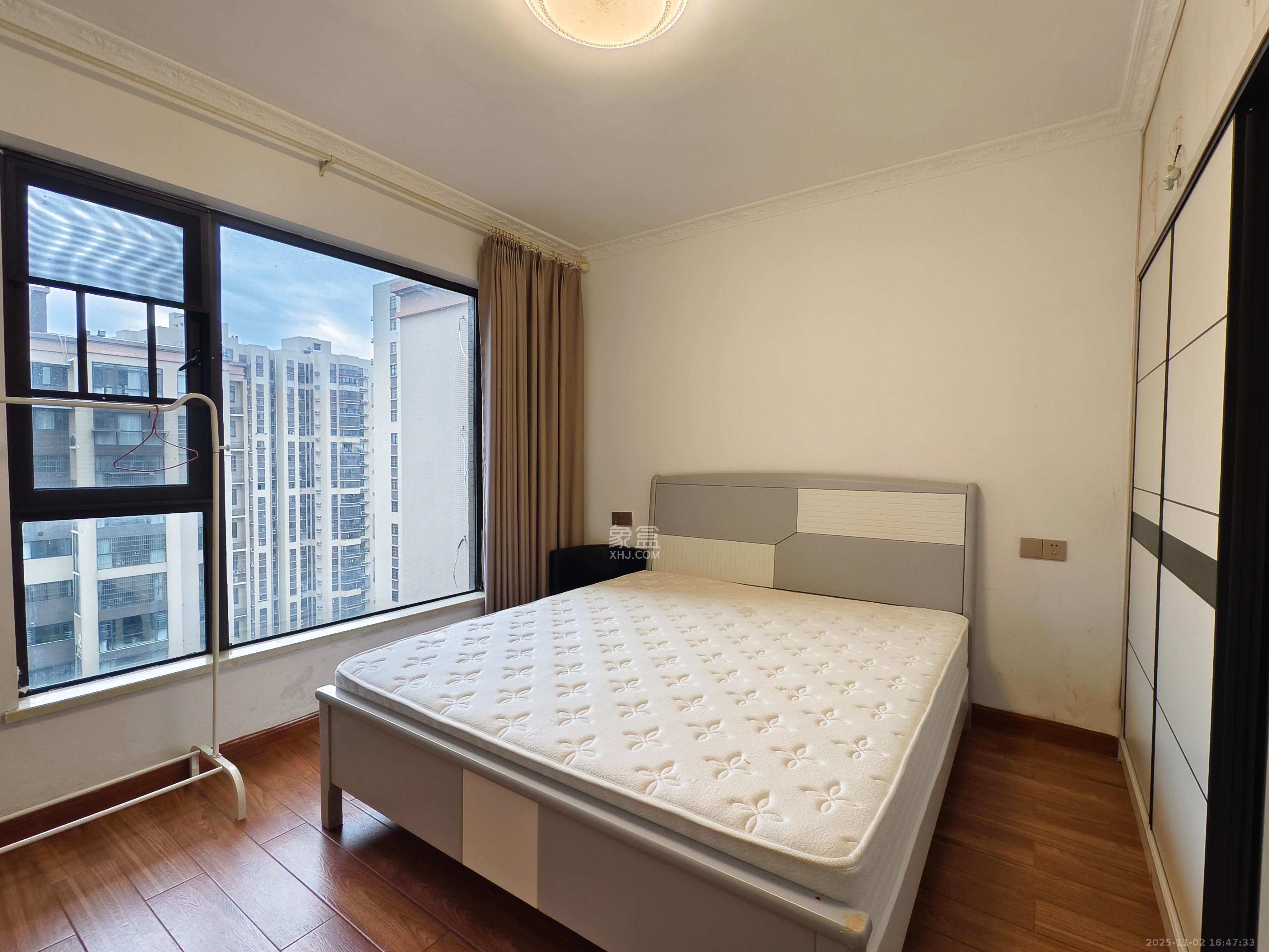 乐尚城  4室2厅2卫    2600.0元/月室内图