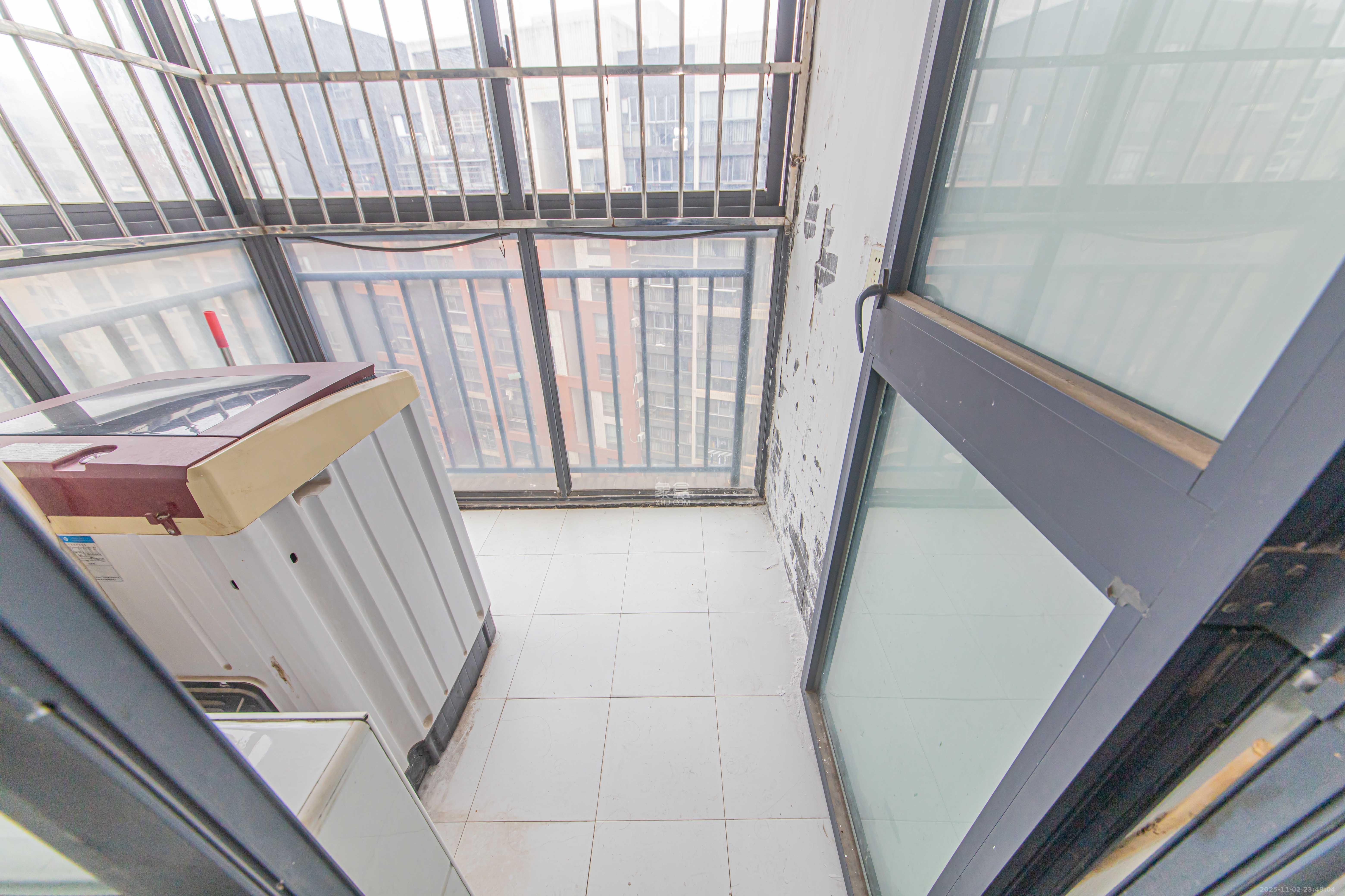 中信文化广场(中信新城二期) 3室2厅1卫 52.8万 中信文化广场(中信新城二期) 3室2厅1卫 52.8万厨房